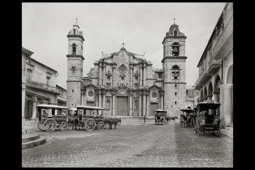 Photo:Havana Cuba Cathedral of Havana 1900s Carriages Cobblestone Street