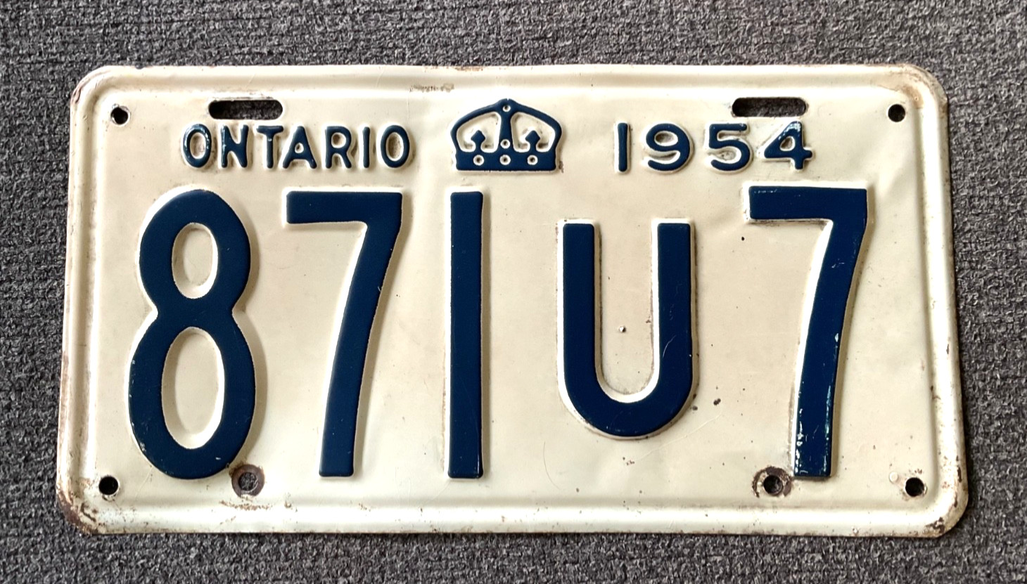 RARE 1954 ONTARIO CANADA LICENSE PLATE ALL ORIGINAL PAINT NICE CHEVY FORD