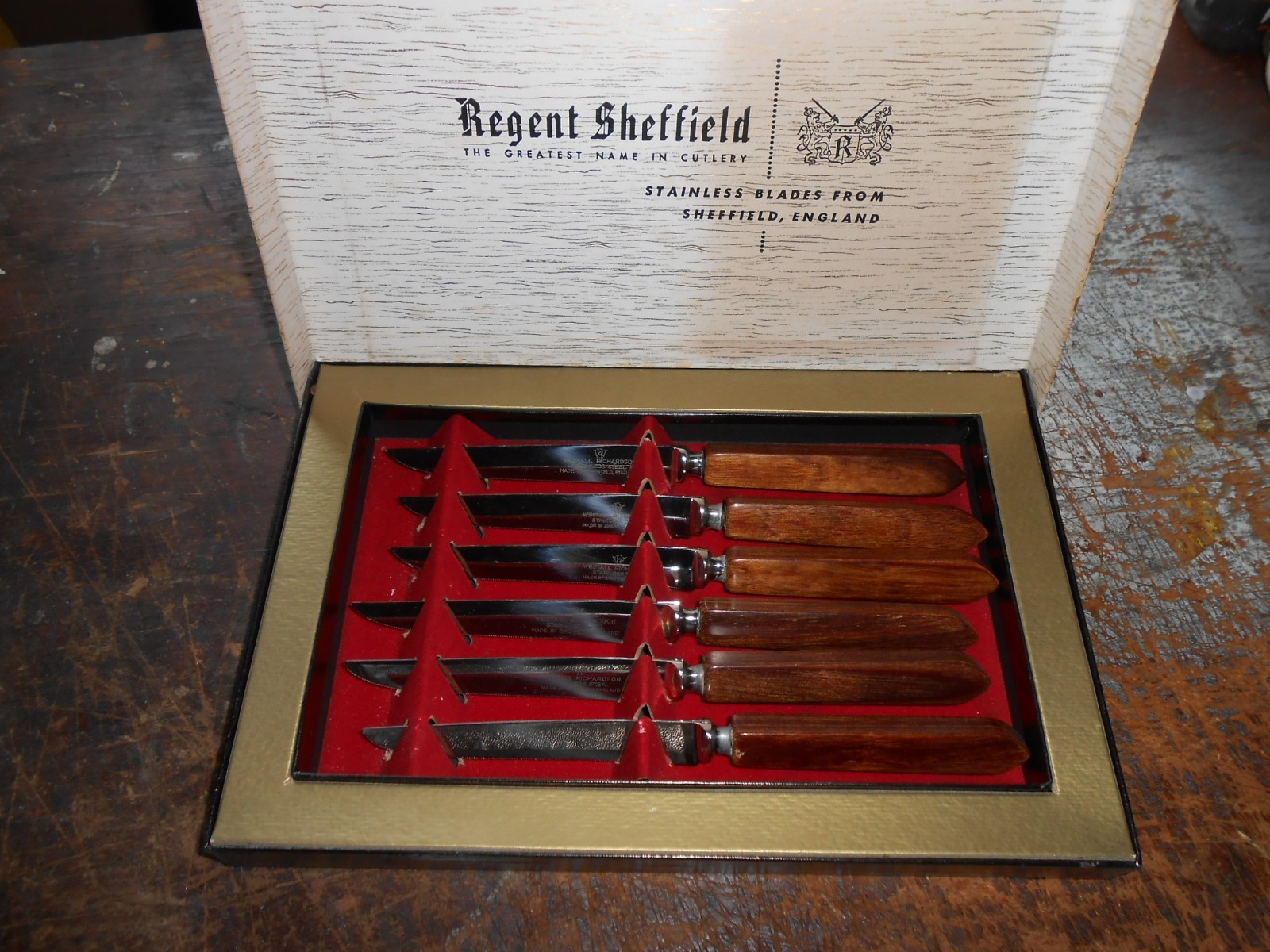 NEW Vintage MCM Regent Sheffield England 6 Stainless & Wood Handle Steak Knives