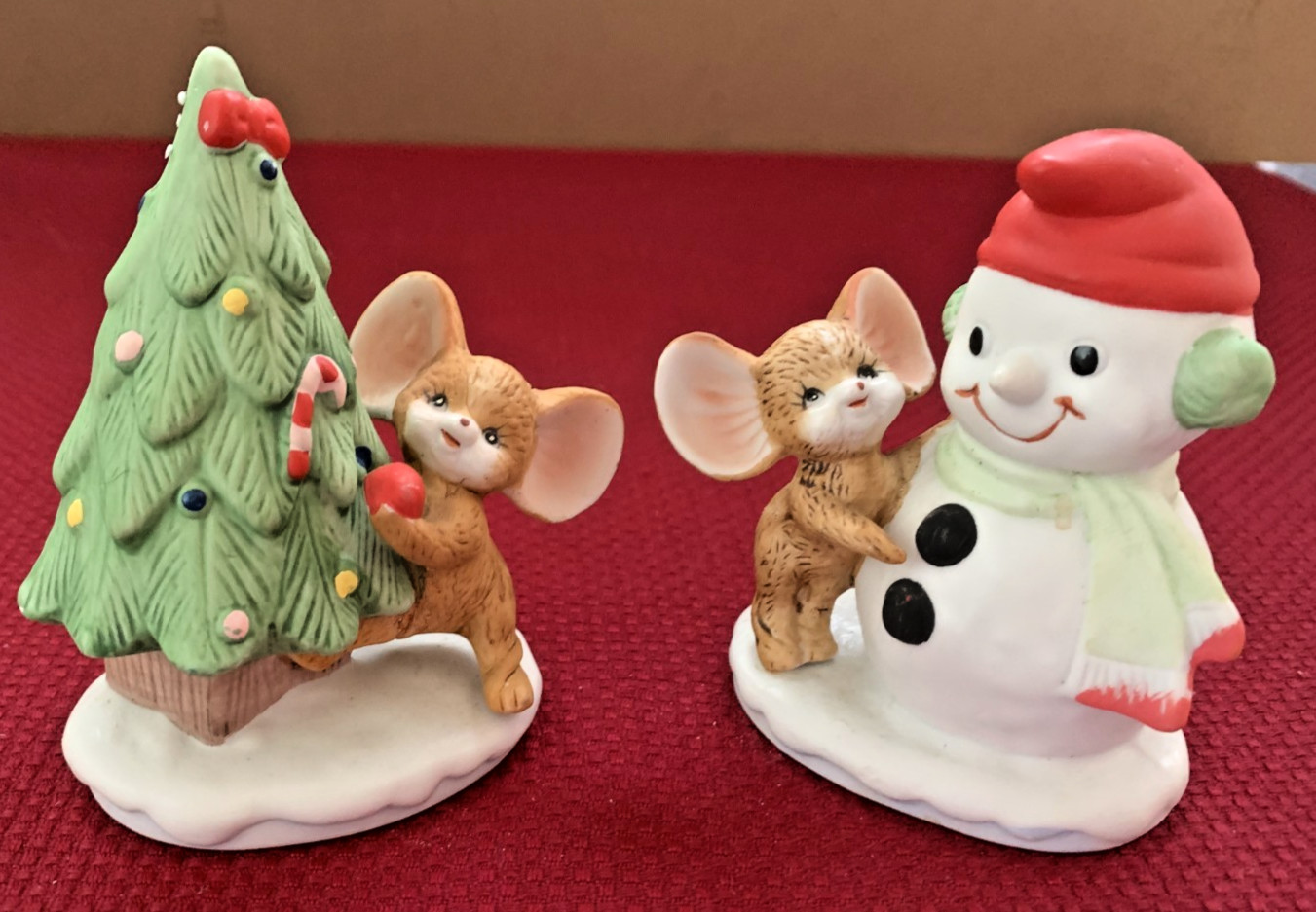 VINTAGE HOMCO #8905 MOUSE & SNOWMAN & MOUSE & CHRISTMAS TREE, PORCELAIN, NICE