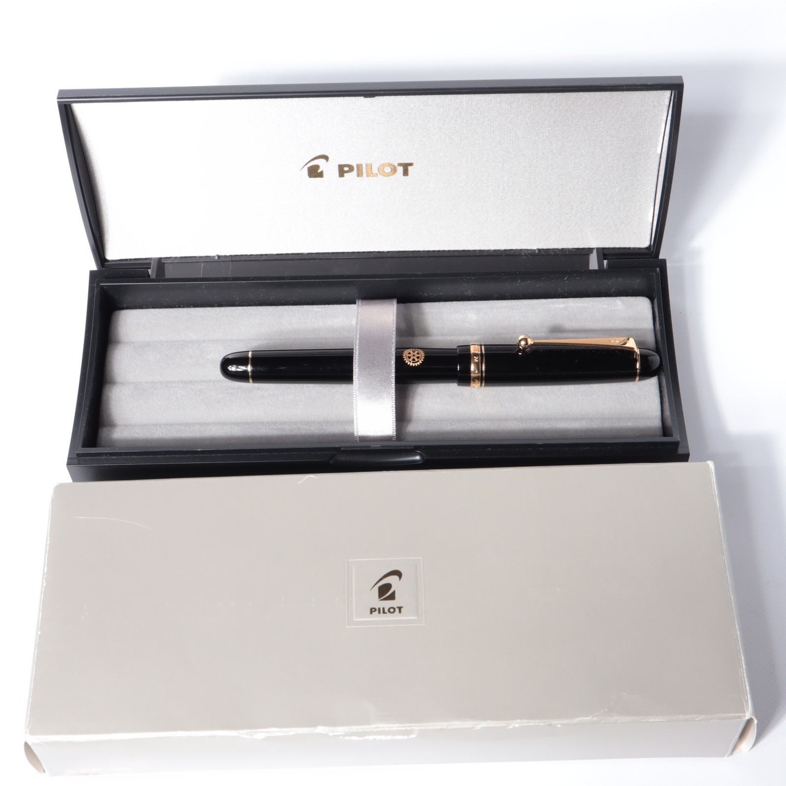 Pilot Custom 74 Rotary Club Fountain Pen 14K F Black Gold Excellent Boxed Used