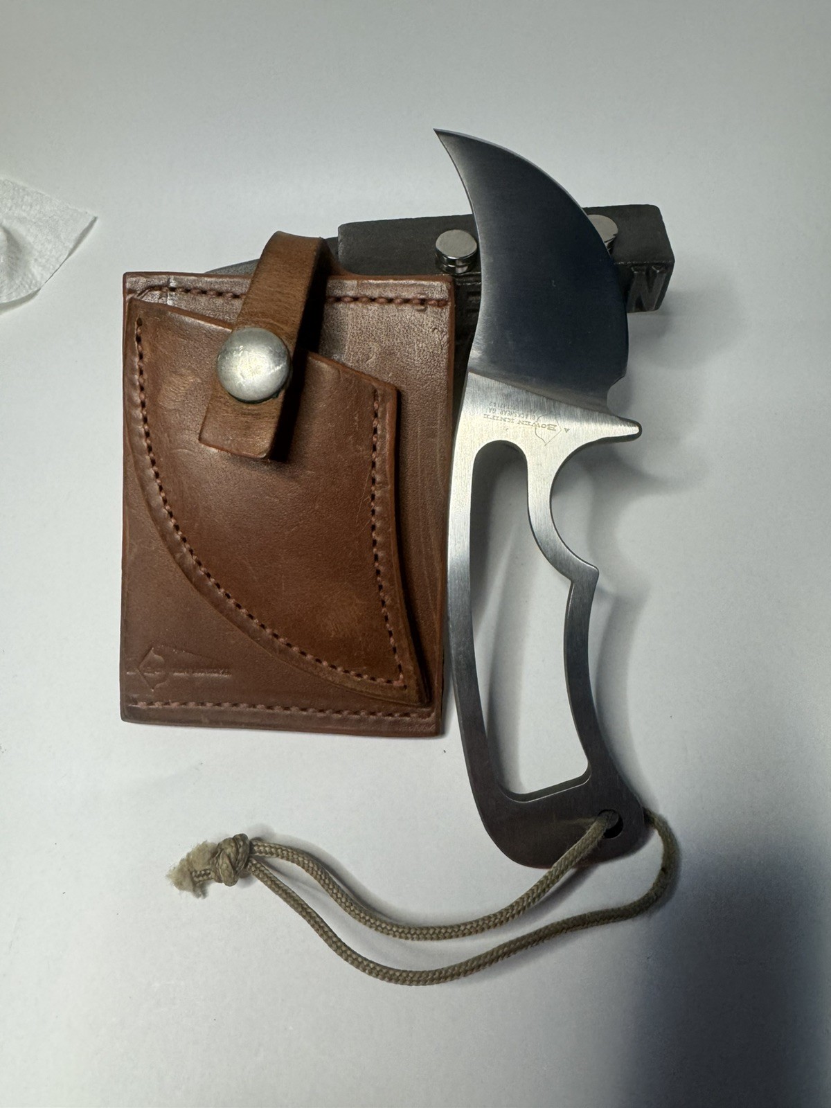 Vintage Bowen Knife Blackshear, Ga Skinner, Hunting Knife, Skeleton Handle