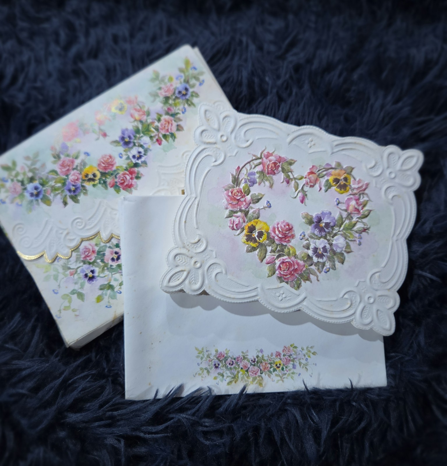 Victorian Style Retired Vintage Carol\'s Rose Garden Carol Wilson Stationary Set