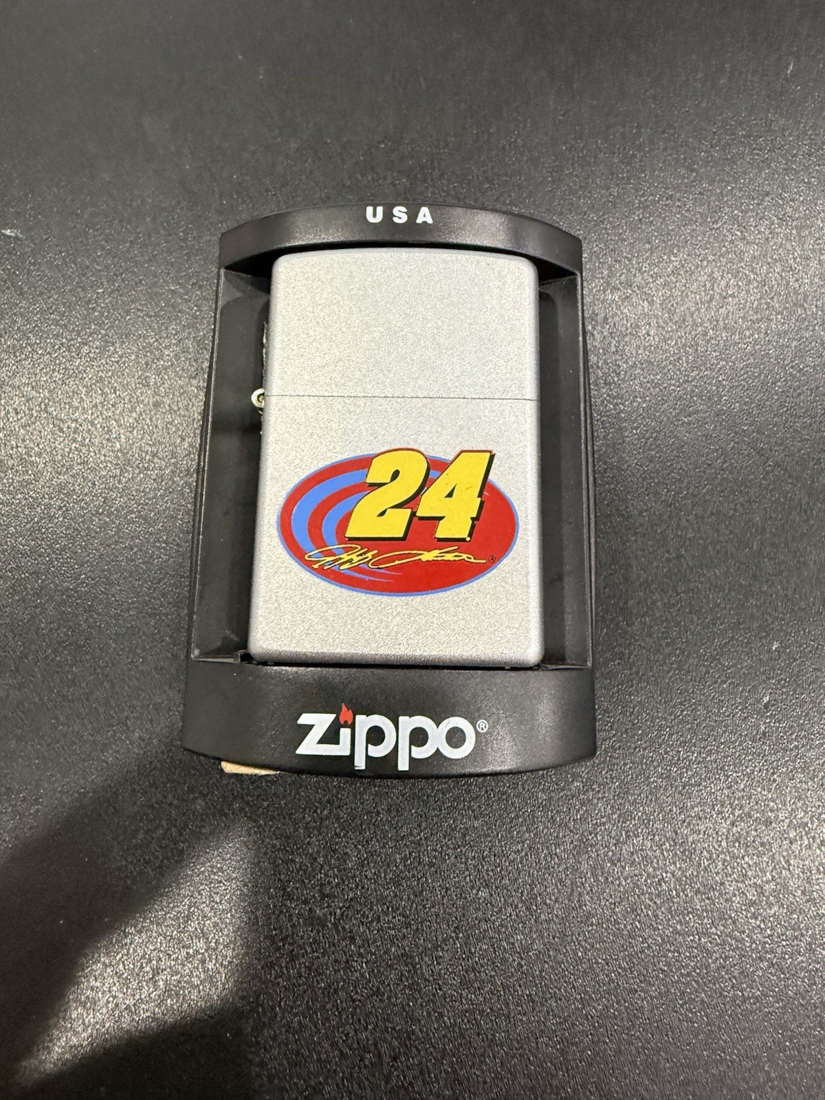ZIPPO 2004 NASCAR JEFF GORDON#24 POLISHED CHROME LIGHTER SEALED IN BOX BRAND NEW