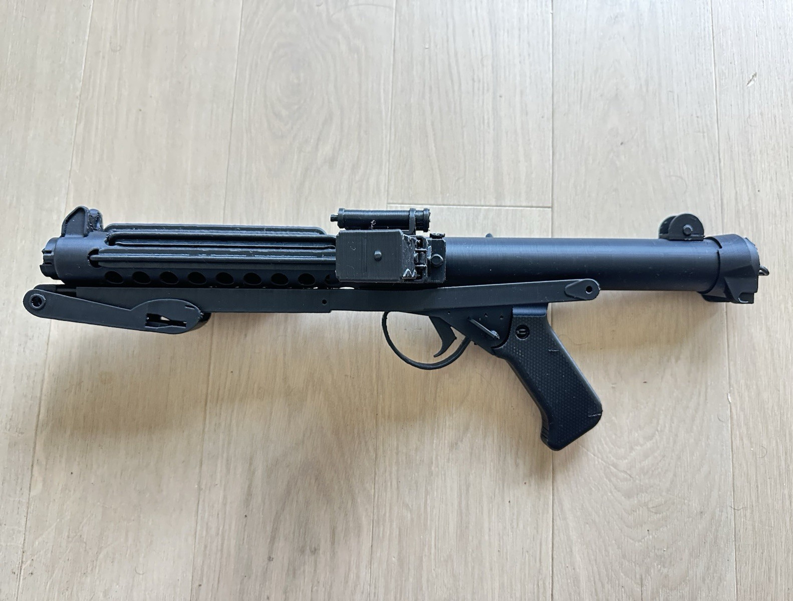 Star Wars Replica E-11 Blaster Rifle Prop