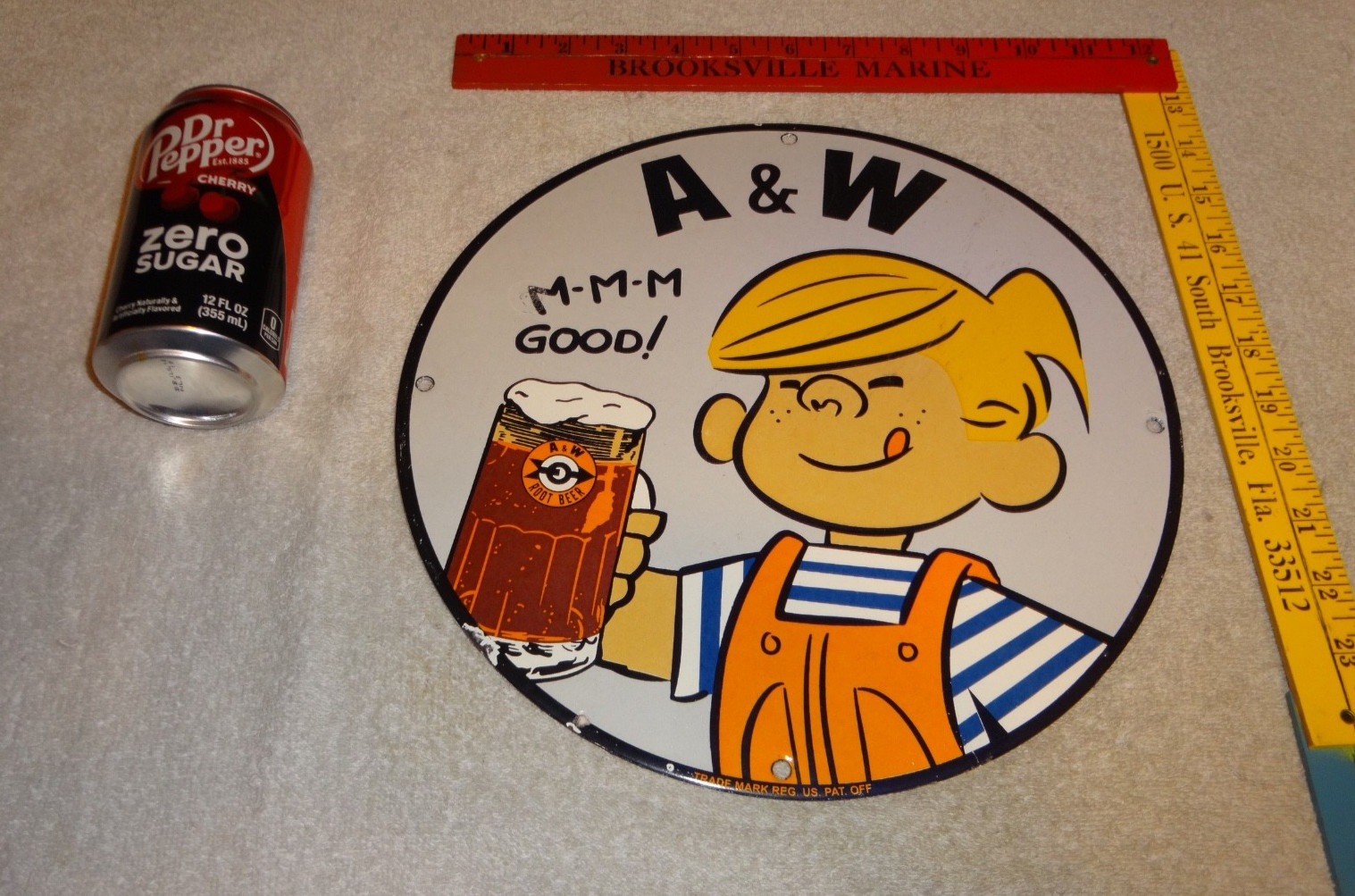 VINTAGE DENNIS THE MENACE+ A & W ROOT BEER 11 3/4