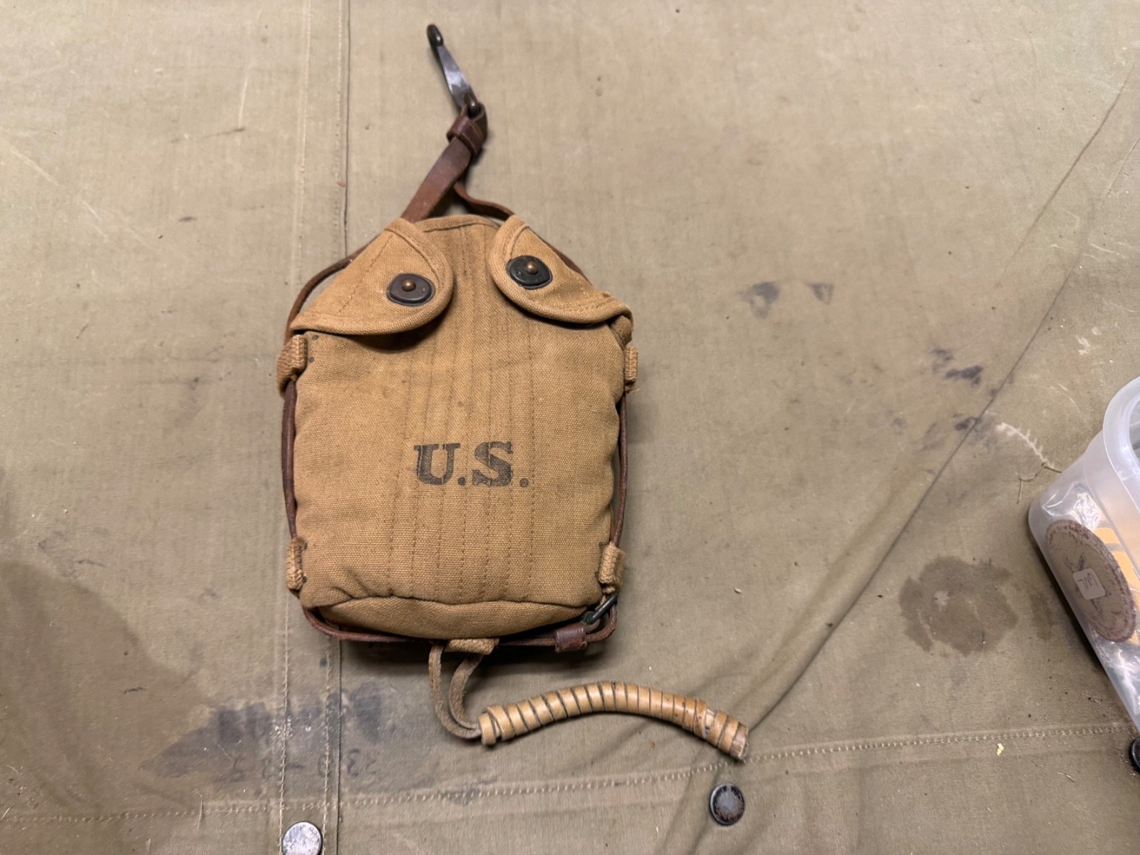 ORIGINAL PRE WWI WWII US ARMY CAVALRY M1910 MOUNTED CANTEEN COVER-1919, RIA ORIGINAL PRE WWI WWII US ARMY CAVALRY M1910 MOUNTED CANTEEN COVER-1919, RIA