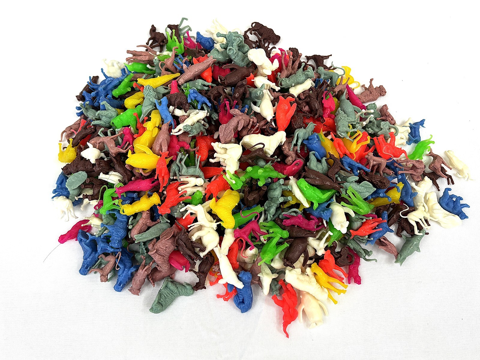 Vintage NOS Animal Gumball Machine Charms Toys Trinkets Charms Lot of 500