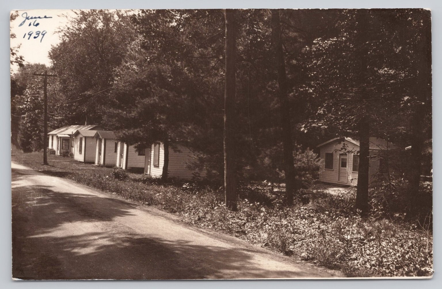 1939 RPPC Cabins Motor Court Roadside Vintage Real Photo Postcard