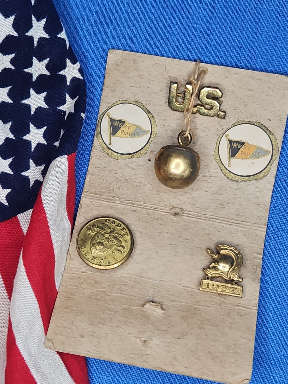 WEST POINT Buttons On Original Card Antique Military US Army 1937