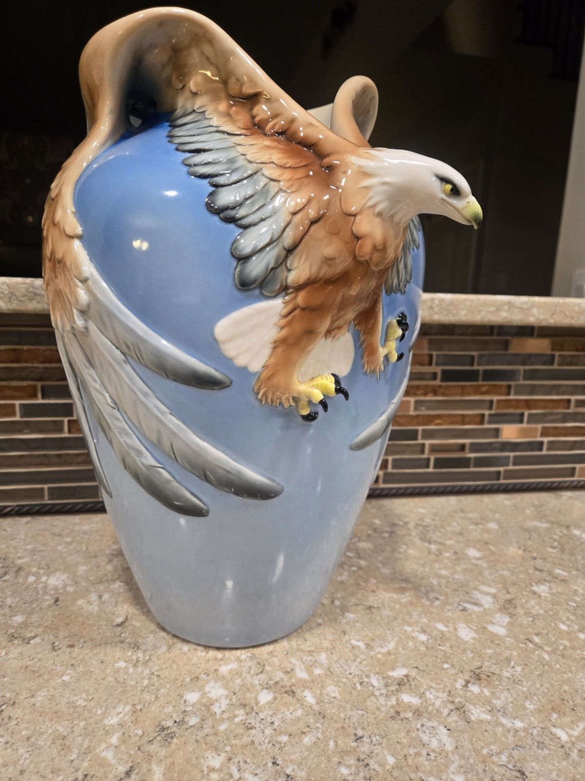 RARE NEW FRANZ EAGLE VASE PORCELAIN WINGED VICTORY 3D SIGNED XP1682