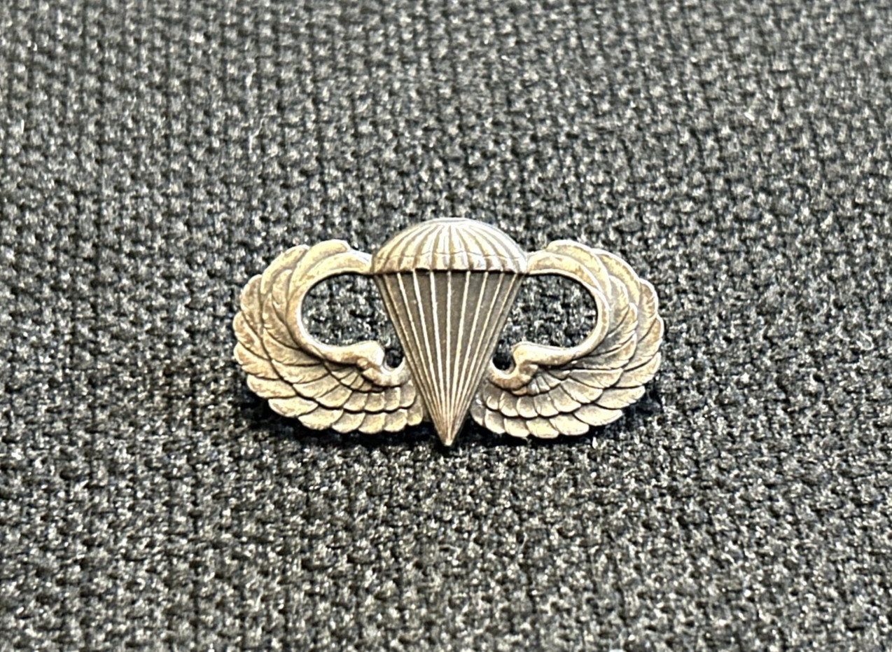 VINTAGE US Army WW2 Parachute Jump Wings Badge Airborne Sterling Pin Back 1.5\