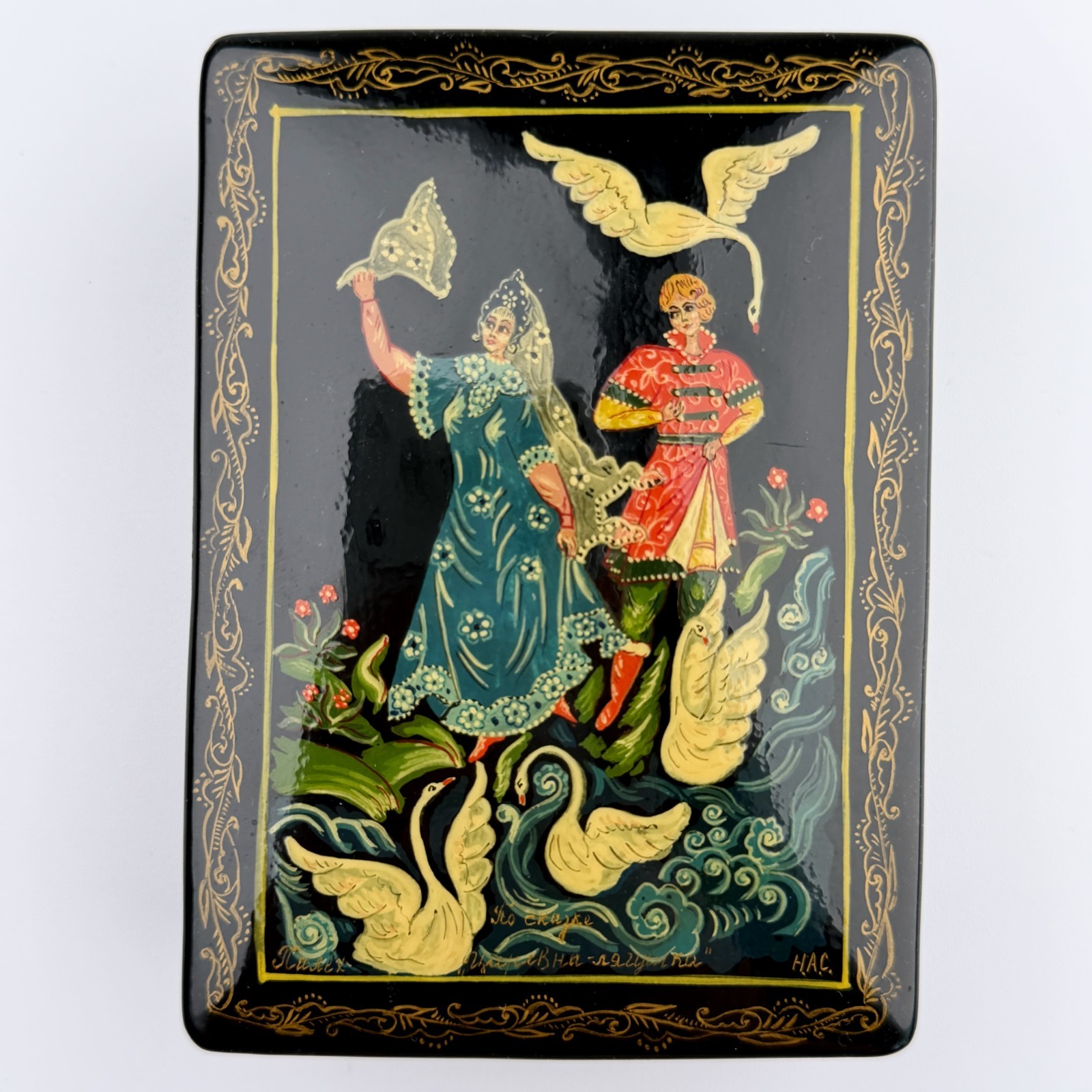 Vintage Hand-Painted Palekh Russian Lacquer Box – \