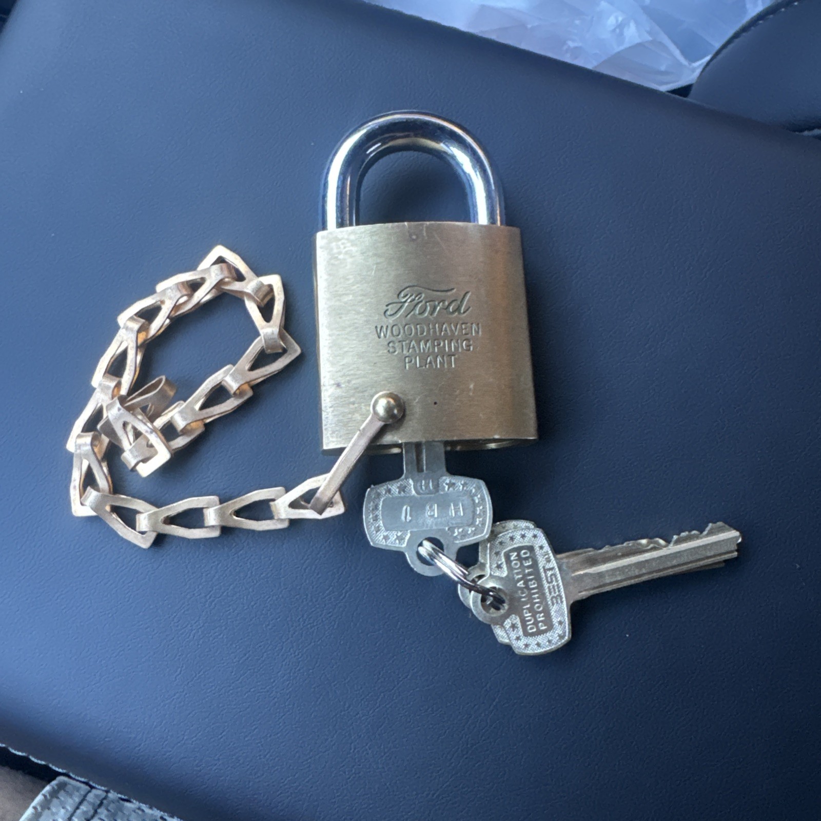 Rare Vintage Best Ford Motor Co Padlock Woodhaven Stamping Plant Lock W/ Keys