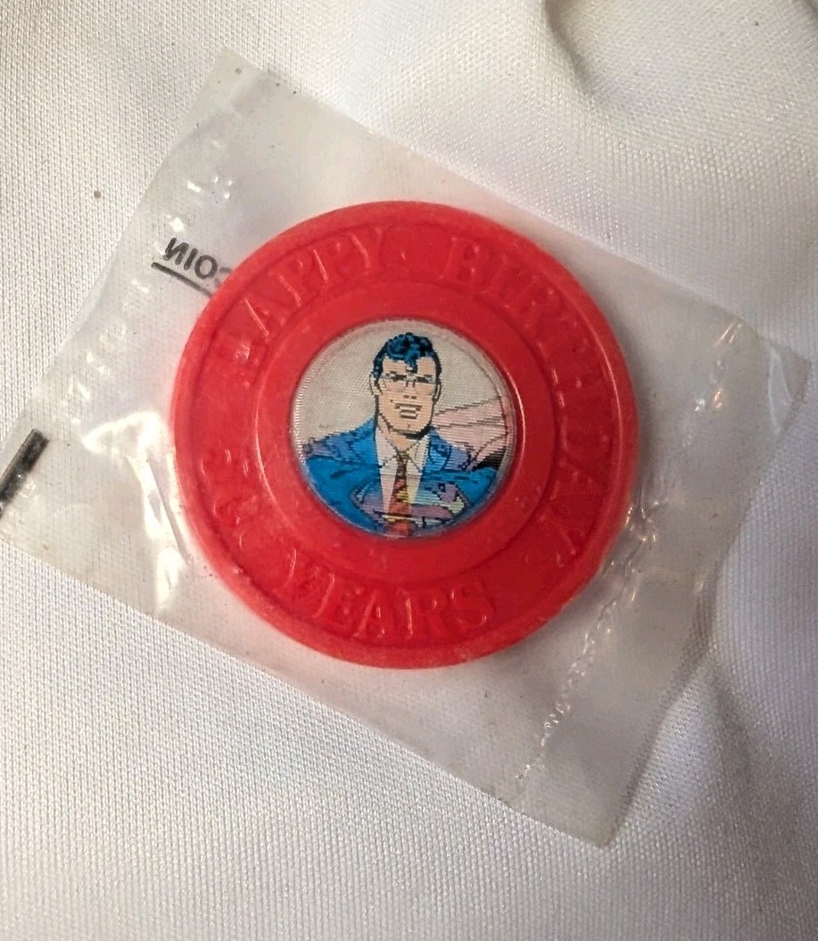 Vintage 1982 Superman Lenticular Plastic Coin \