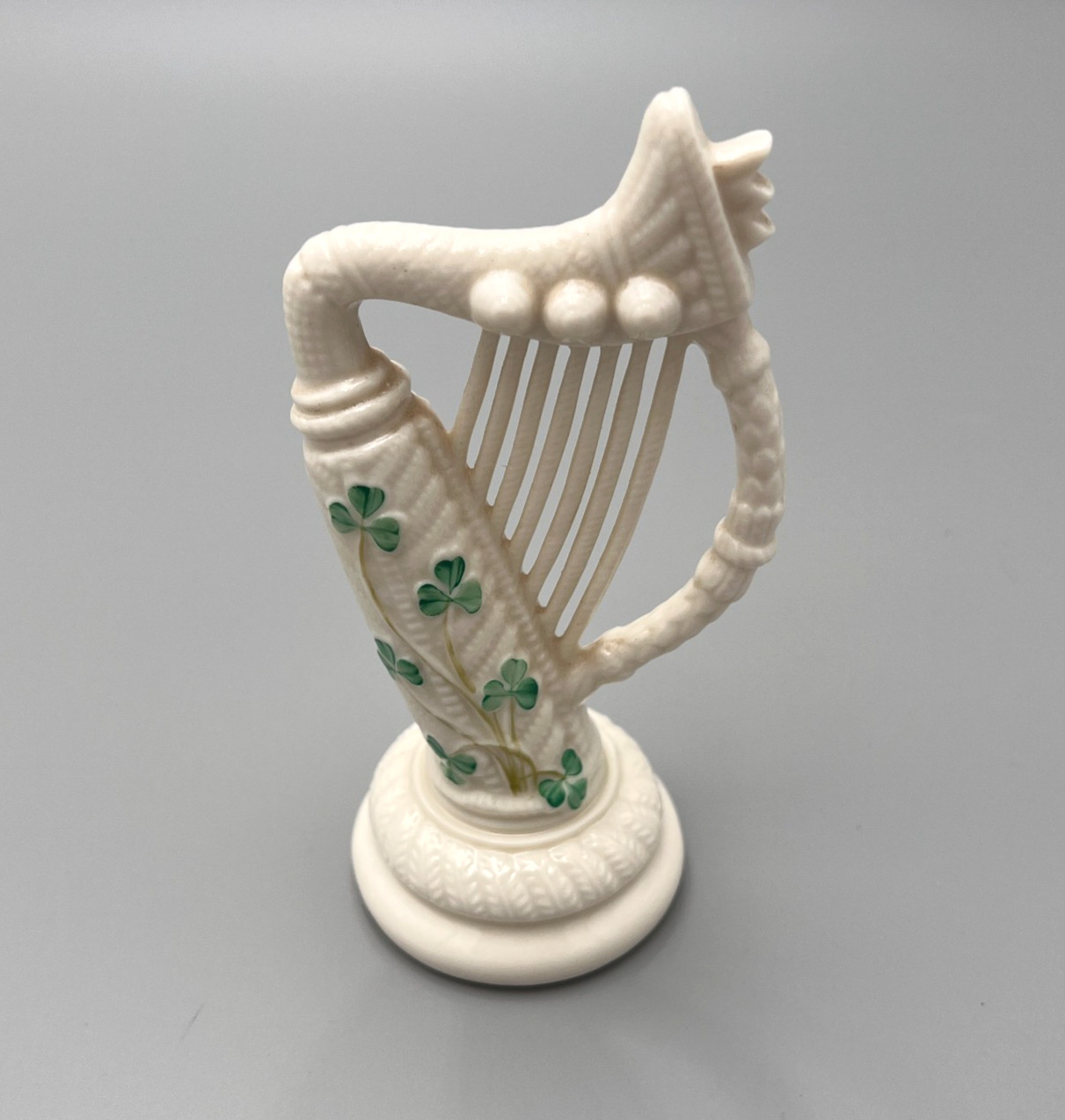 Vintage Irish Belleek Pottery -Shamrock - Ireland - 6\