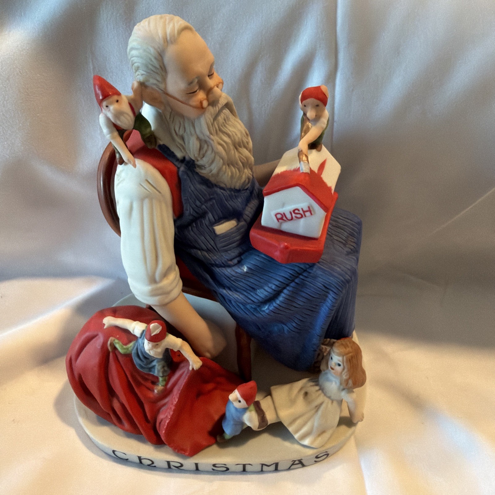 Danbury Mint Christmas Santa Claus Elves, Toys Figurine