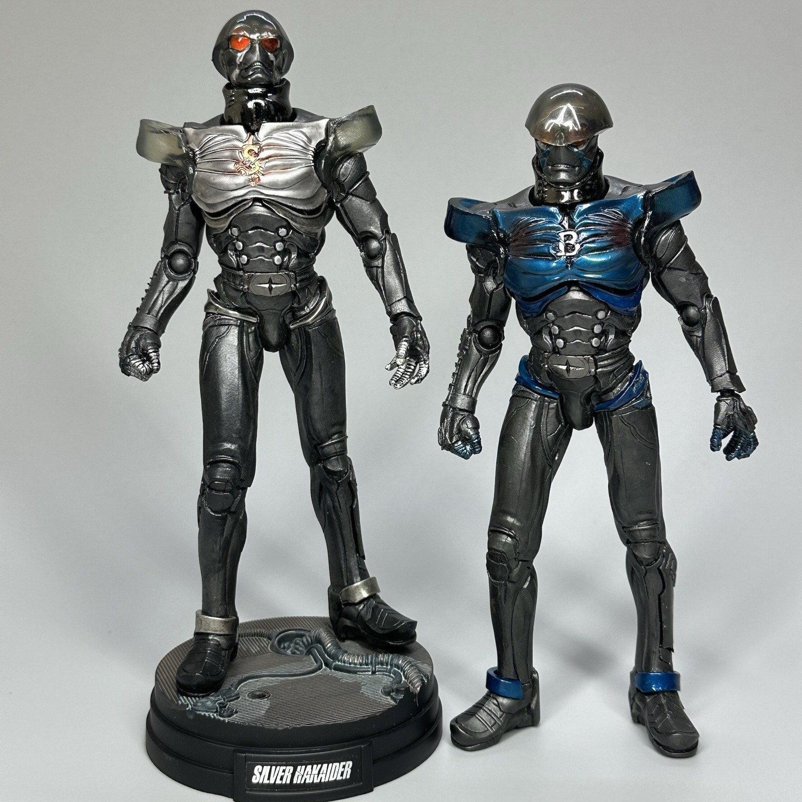 Bandai S.I.C. Silver Hakaider Red Hakaider 7.5