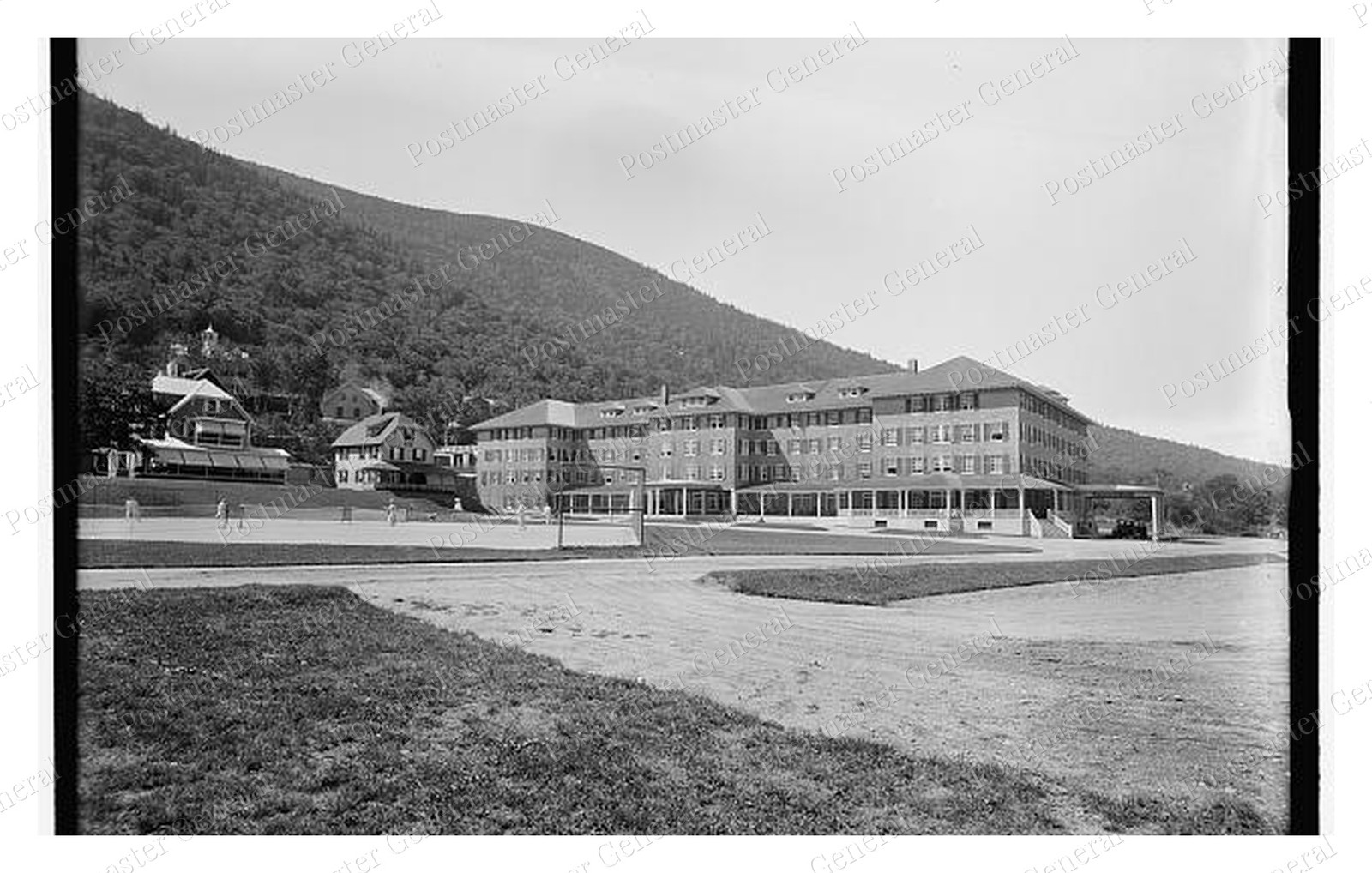 Franconia Notch New Profile House Standard Postcard COPY RPPC