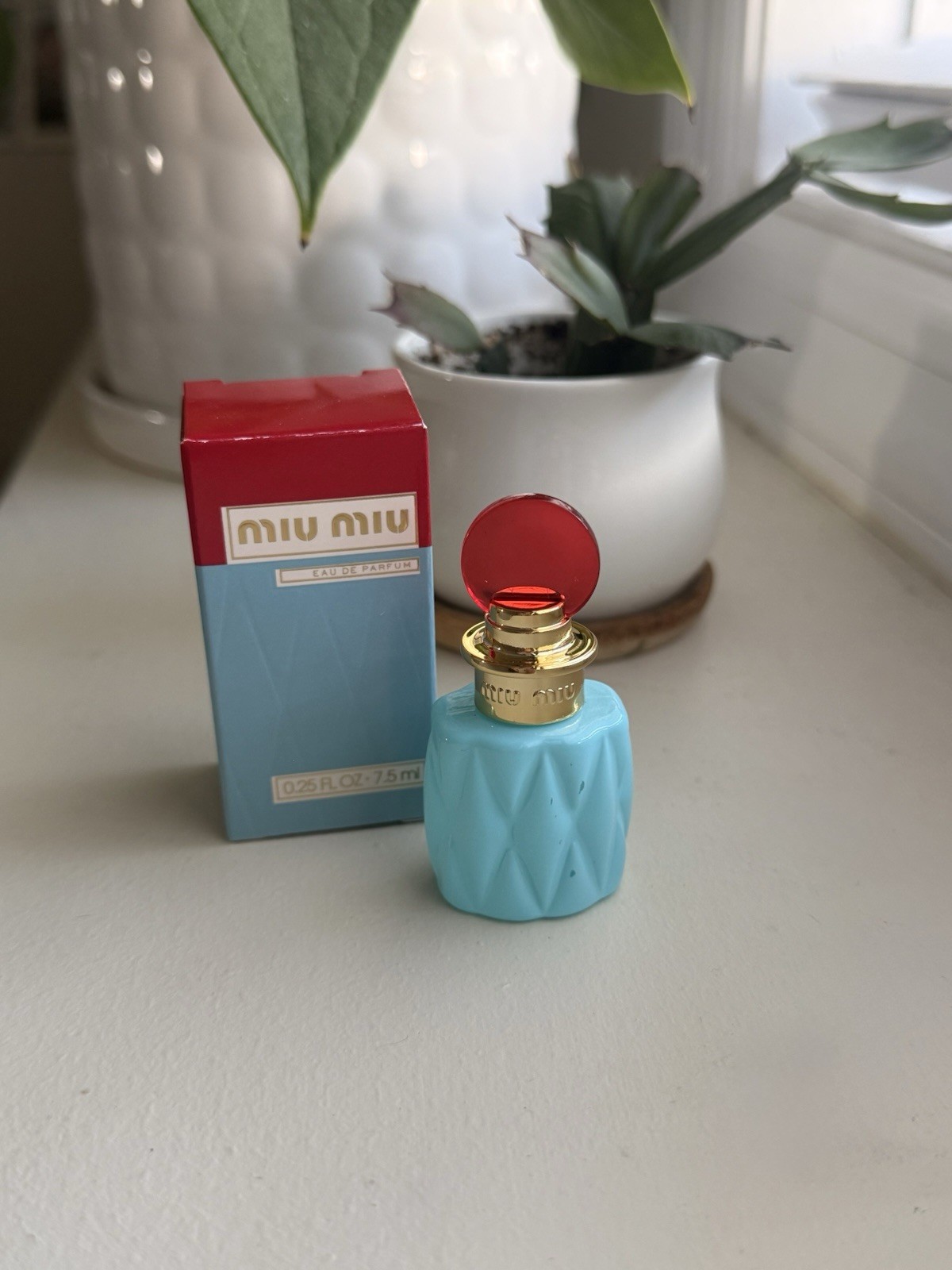 Miu Miu Eau de Parfum Miniature 0.25 fl oz / 7.5 ml Blue Bottle w/ Box