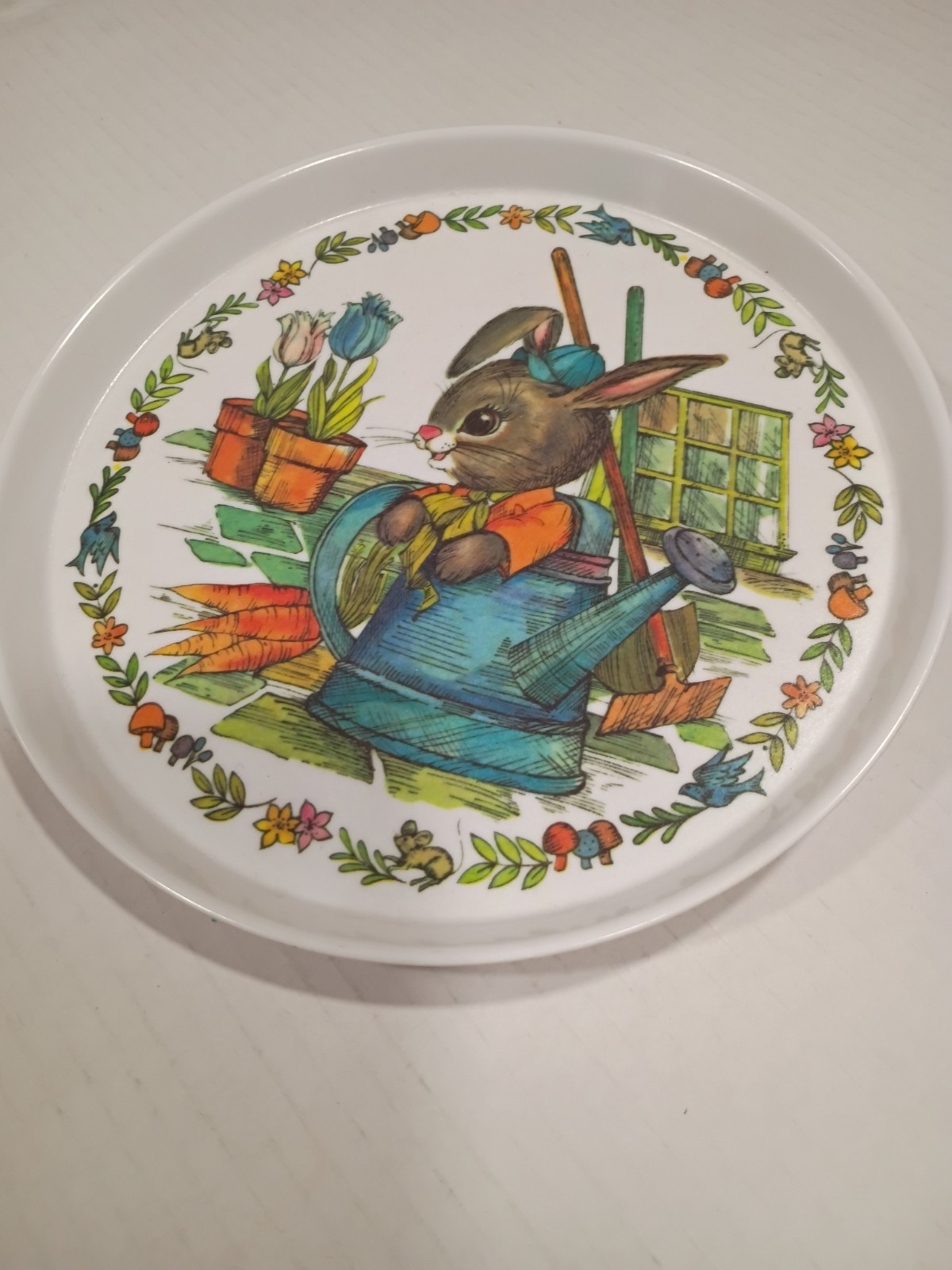 Vintage Peter Rabbit SiLite Plastic Melamine Children\'s Plate USA 8\