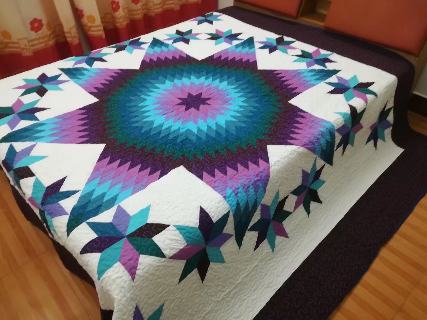 King  Size  Machine Pieced And quilted  Patchwork Quilt#168A