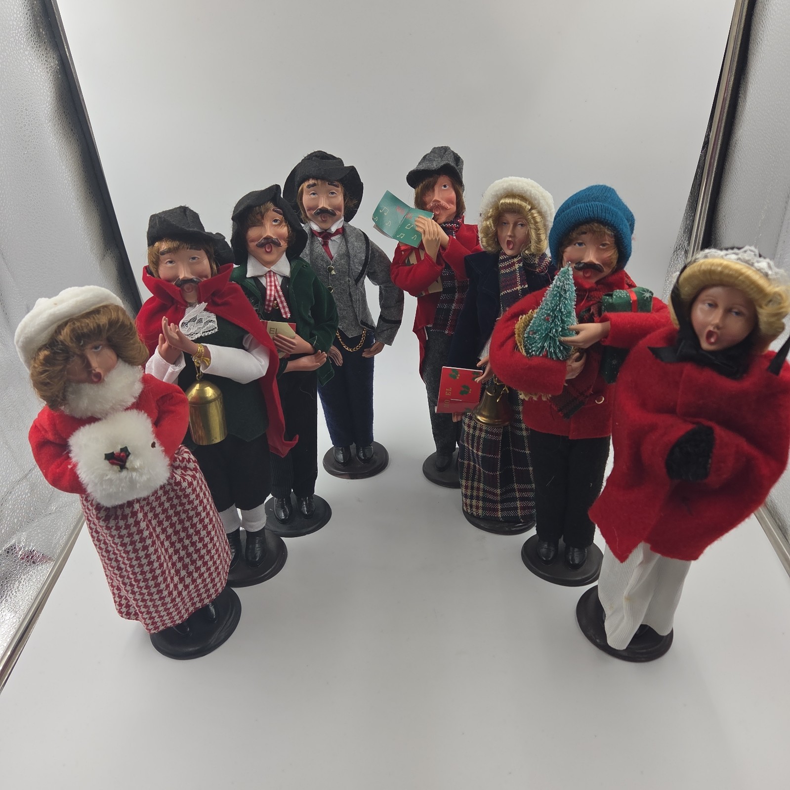VTG Byers Choice Style Christmas Caroler Dolls Villager Town Folk Lot of 8