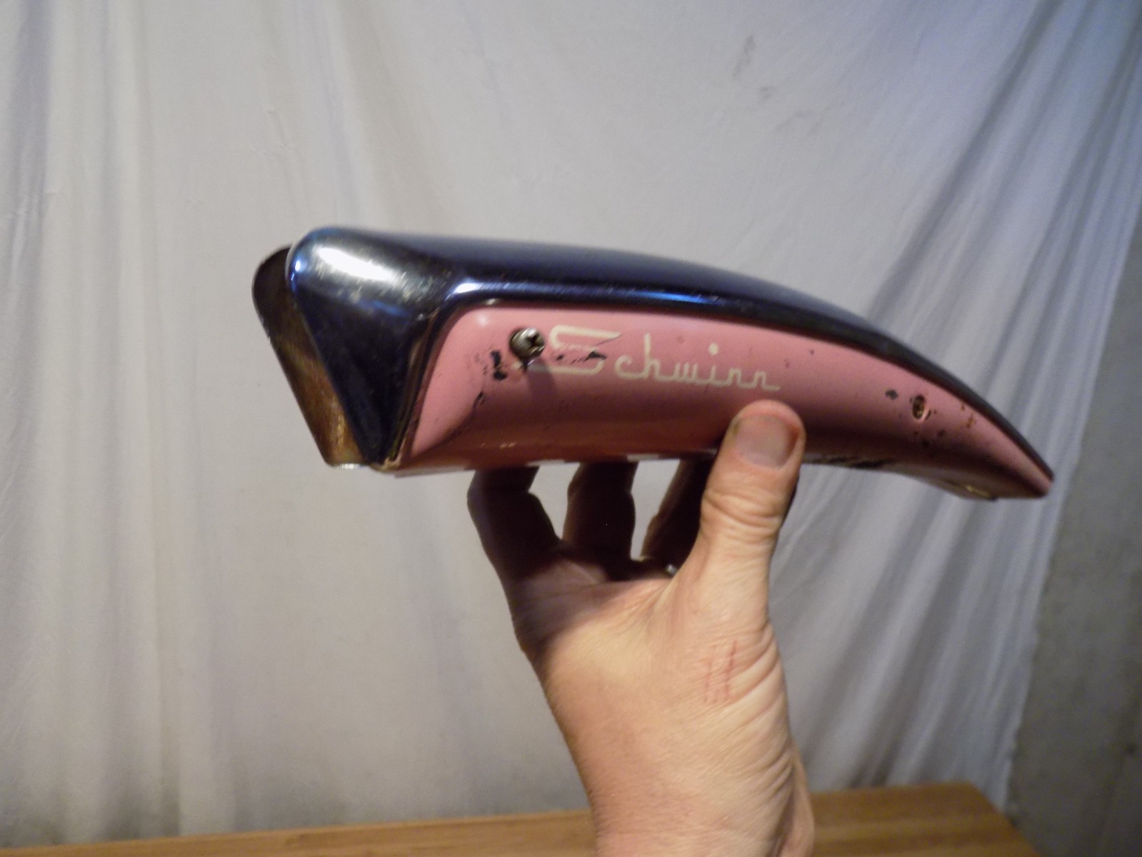 1960s SCHWINN DELUXE AMERICAN LADIES SLIMLINE BICYCLE HORN TANK STARLET FIESTA