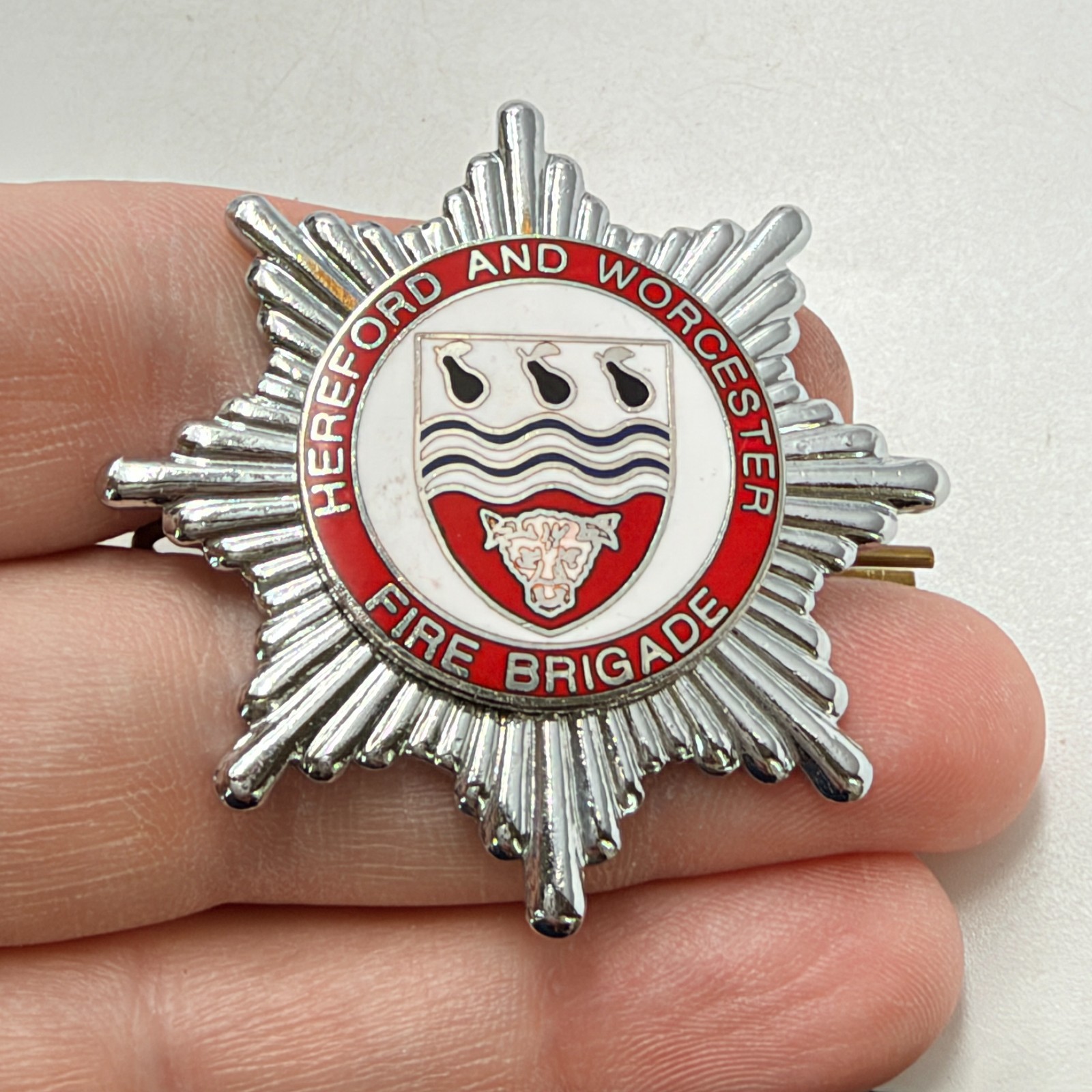 Obsolete Hereford and Worcester Fire Brigade Cap Badge Firefighting Pin Vintage