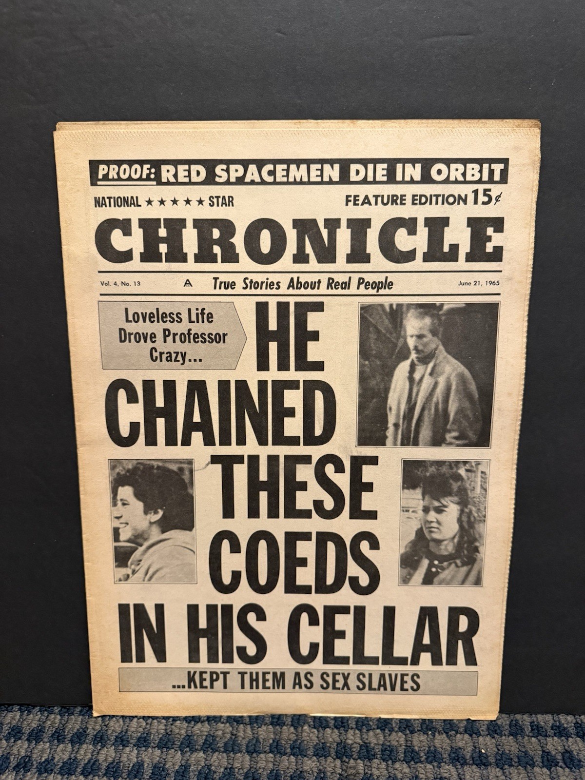 1965 National Star Chronicle, Jutta Fueg to Betsy Bell Centerfold  (10R)