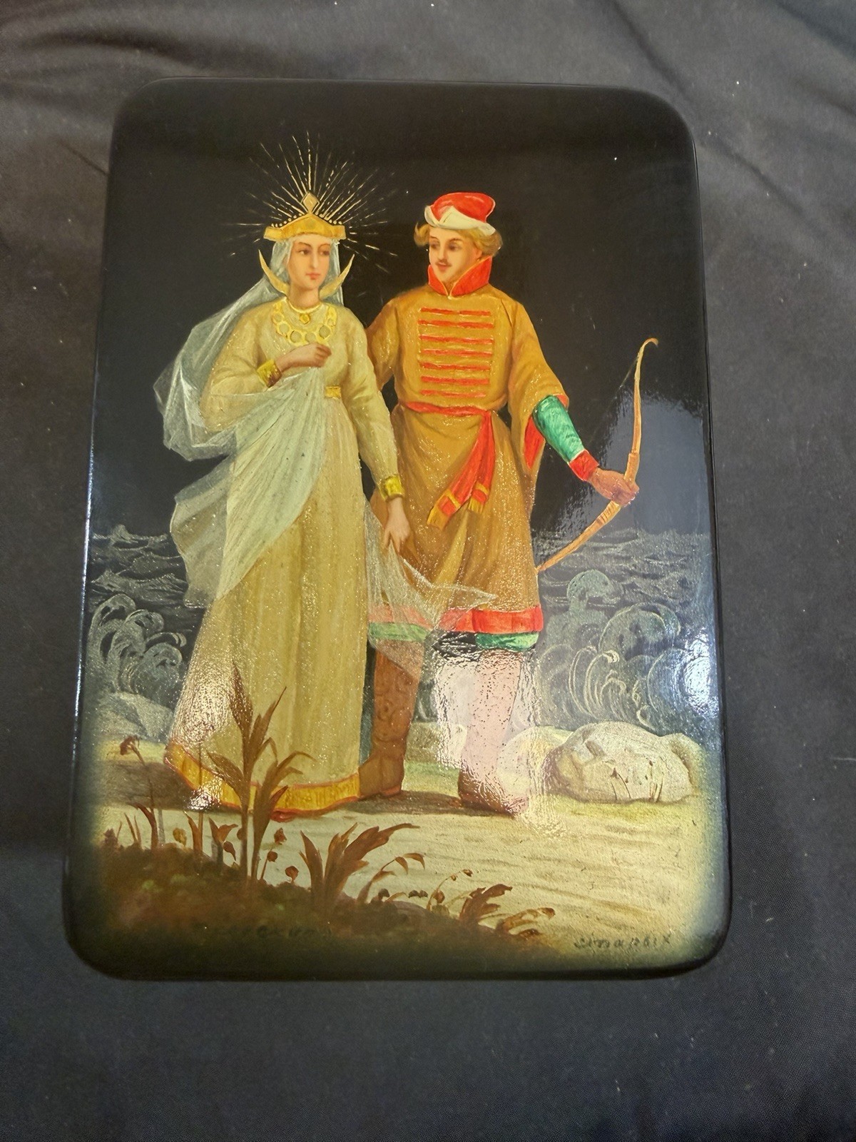 Vintage Palekh Russian Lacquer Art Painted Box Signed With Certificate Vintage Palekh Russian Lacquer Art Painted Box Signed With Certificate