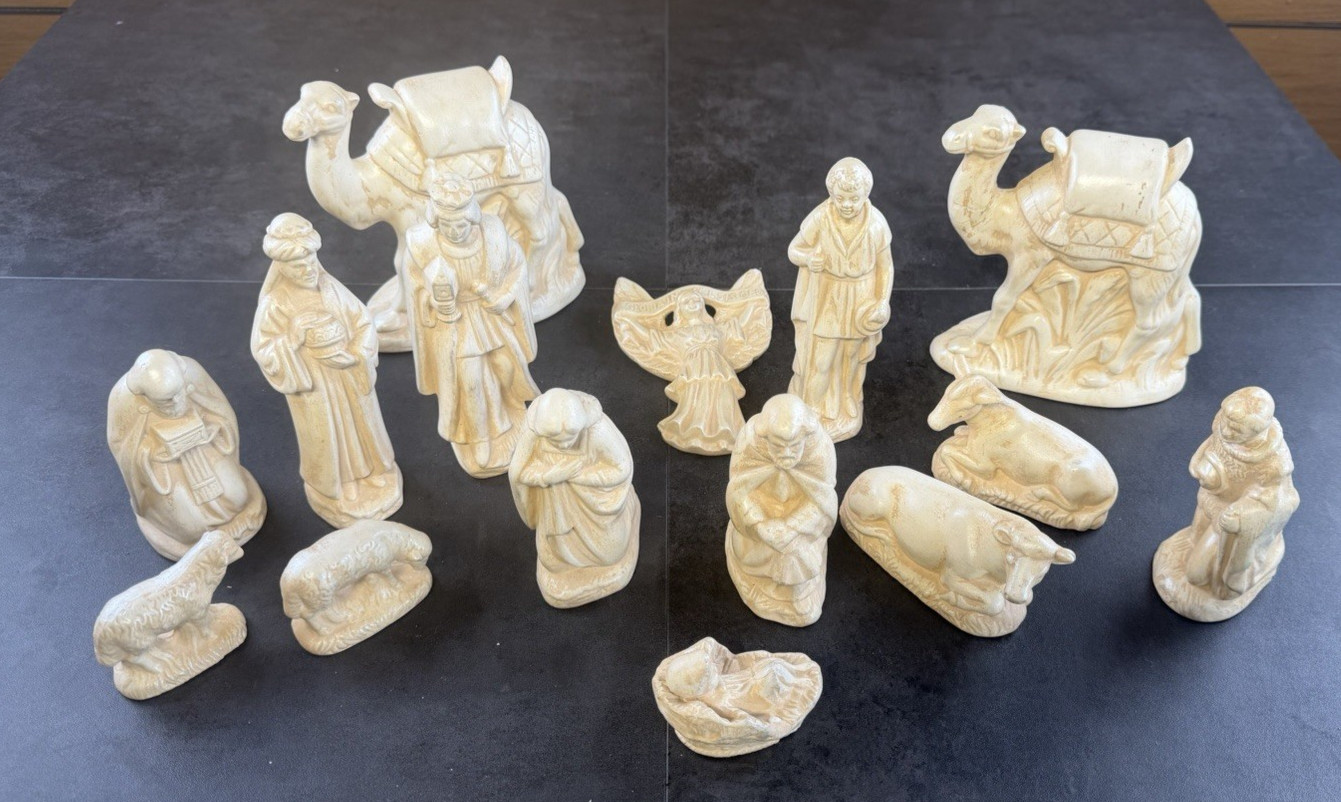 VTG 1970's Holland Mold Ceramic Nativity Set of 15 pieces-Ivory Antiqued FInish