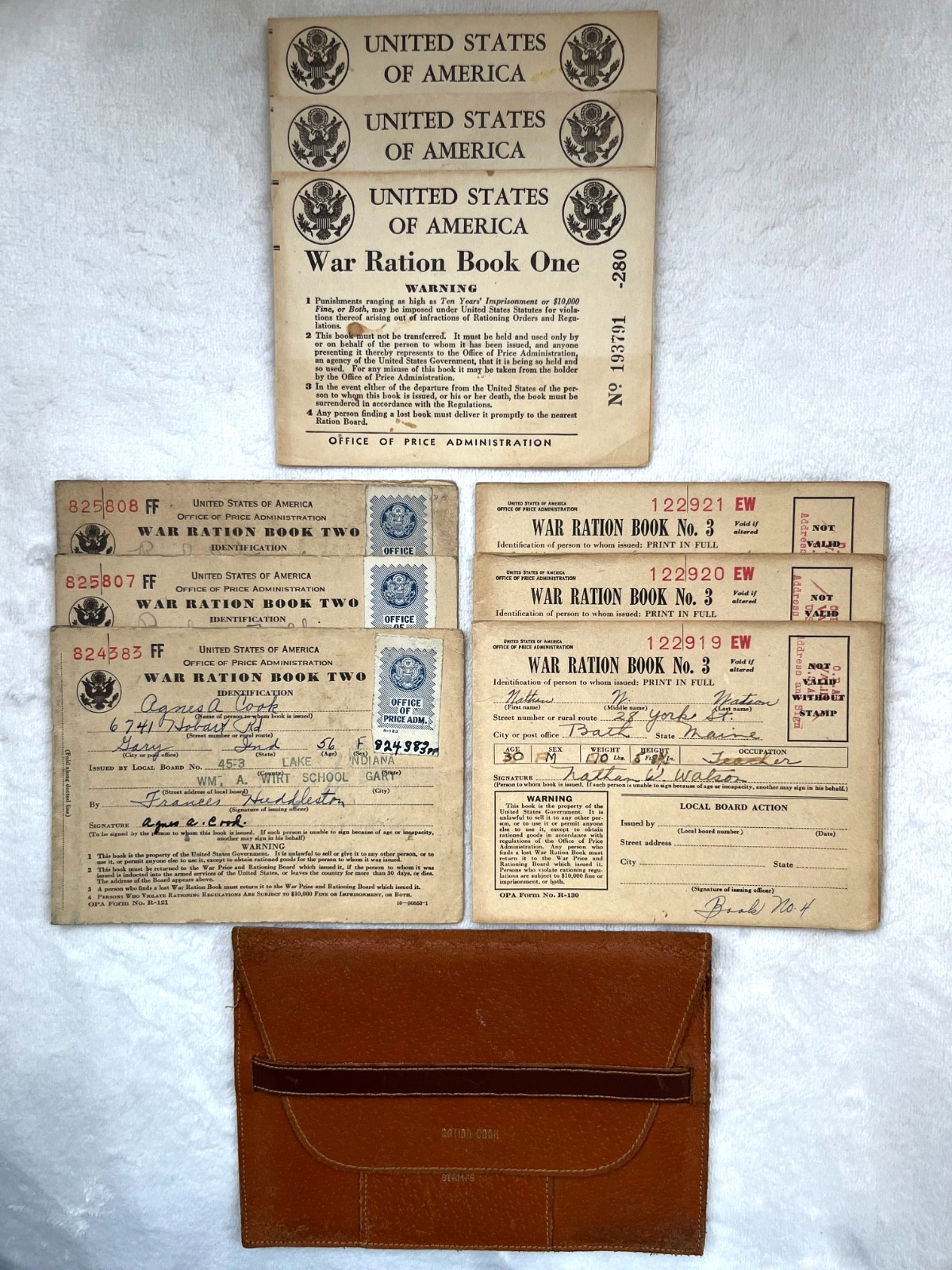 VINTAGE 1940\'S LEATHER RATION BOOK HOLDER BY SWANK ALONG WITH 9 WAR RATION BOOKS