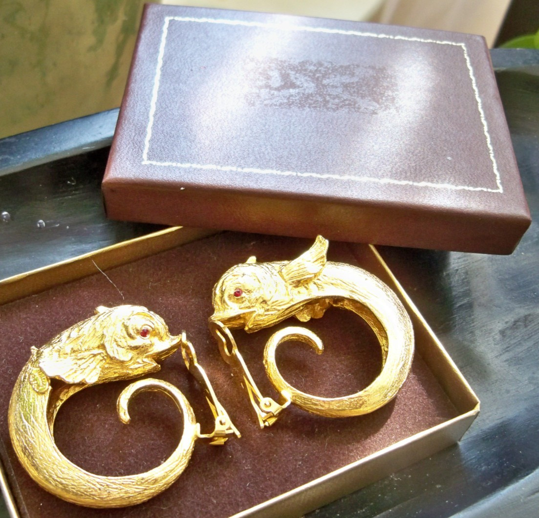 RARE VINTAGE EARRINGS MAISON DE FOU red eye box lot jewelry COUTURE fish dolphin