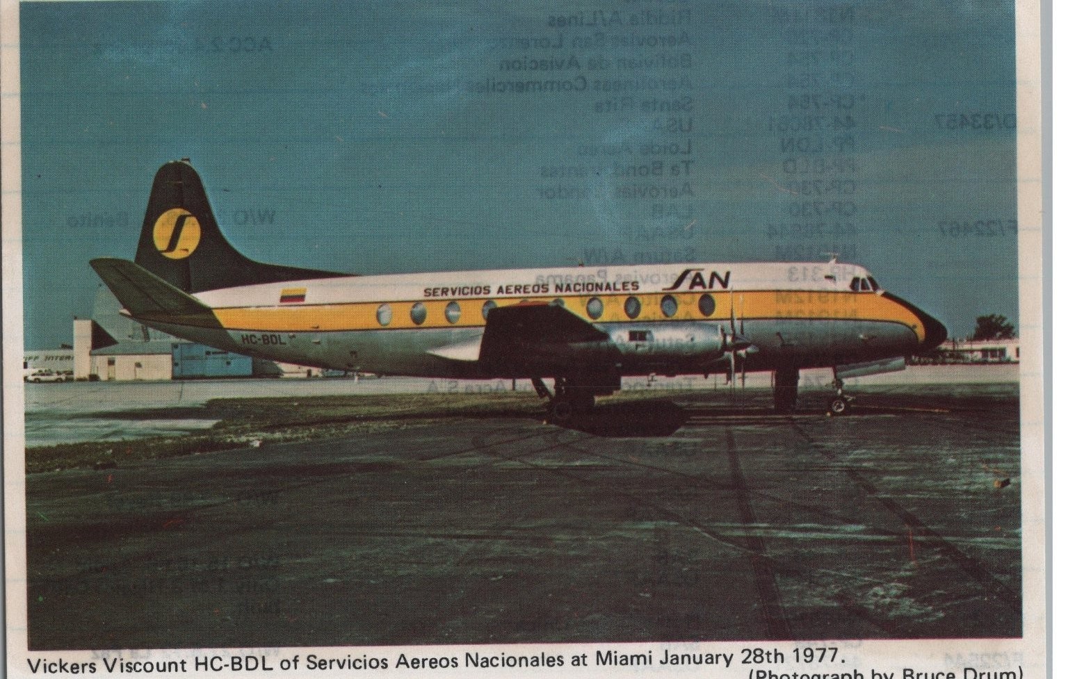Vickers Viscount HC-BDL Servicios Aereos Nacionales Miami 1977 Postcard
