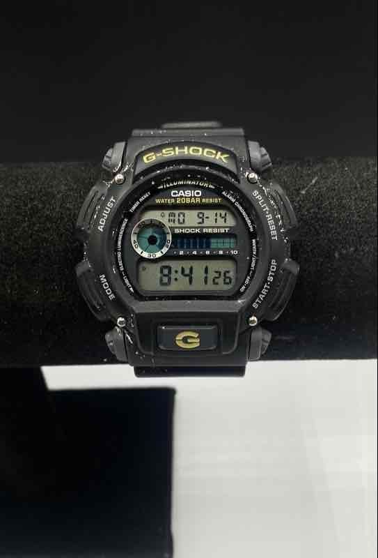 Casio G-Shock DW-9052 Digital Watch 3232 Module Black Resin Band Operational