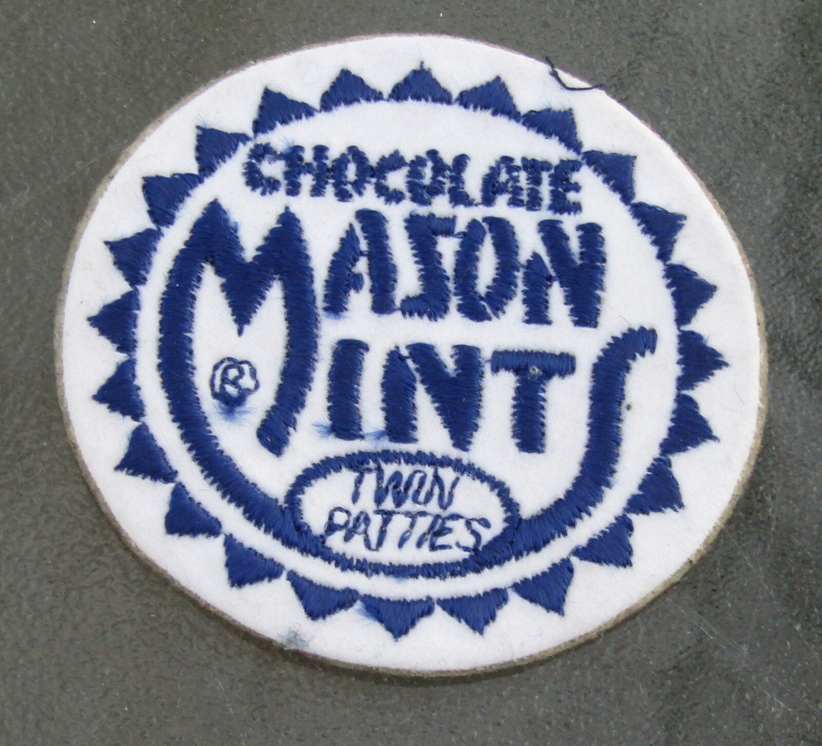 Vintage Chocolate MASON MINTS Twin Patties Felt Sew-On Patch UNUSED 3