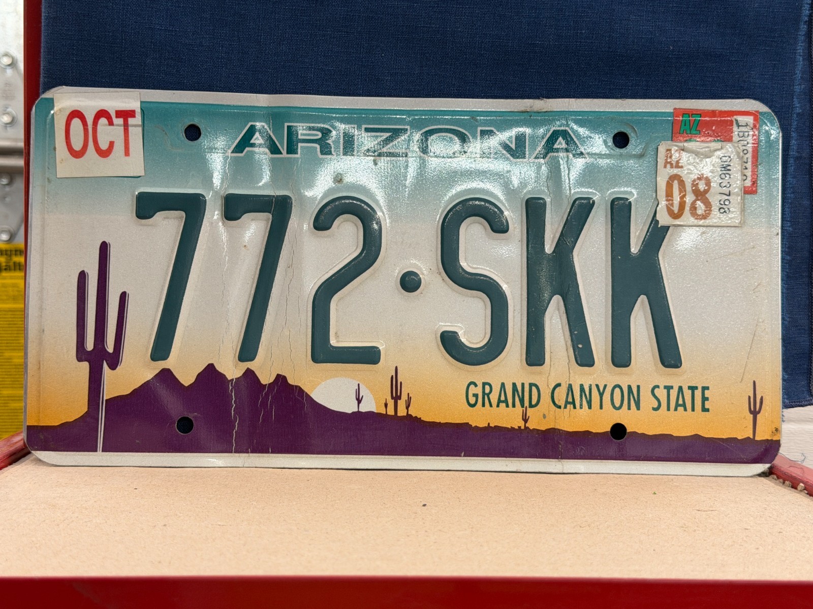 1996 GRAND CANYON STATE ARIZONA LICENSE PLATE 772-SKK 1996 GRAND CANYON STATE ARIZONA LICENSE PLATE 772-SKK