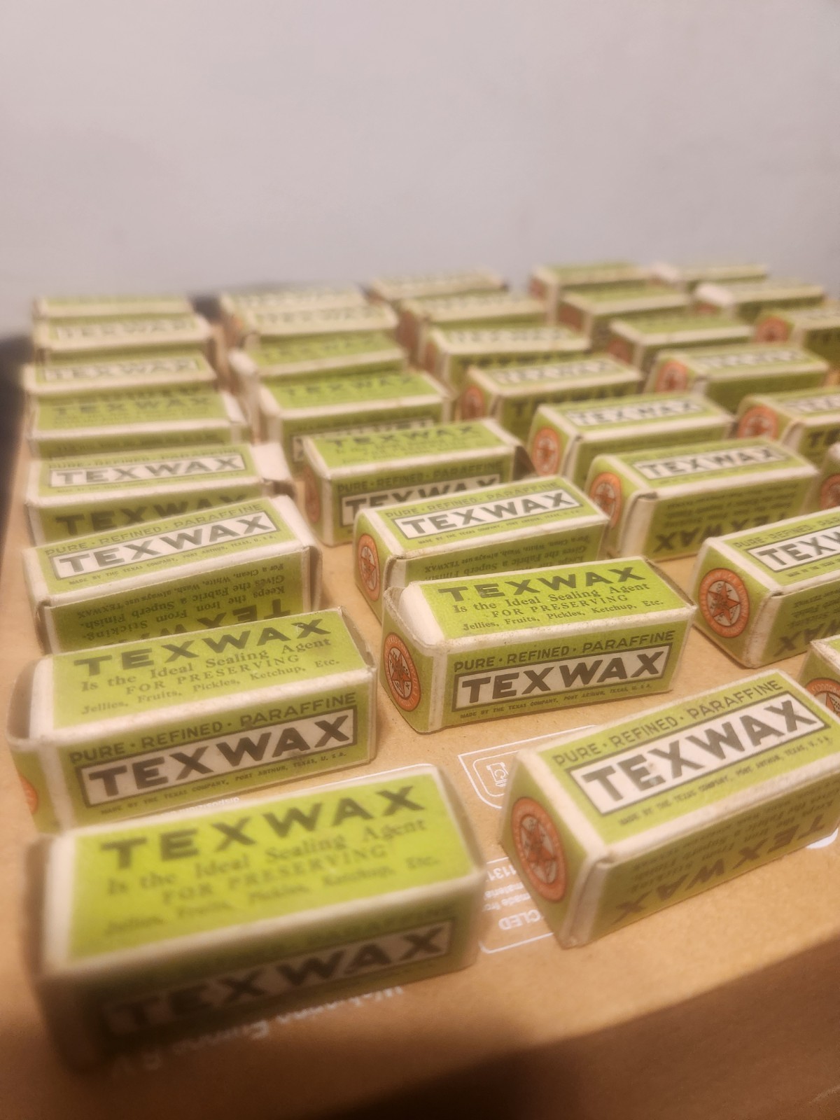 42 TEXACO OIL COMPANY TEXWAX  LOGO NOS NEVER USED 2\