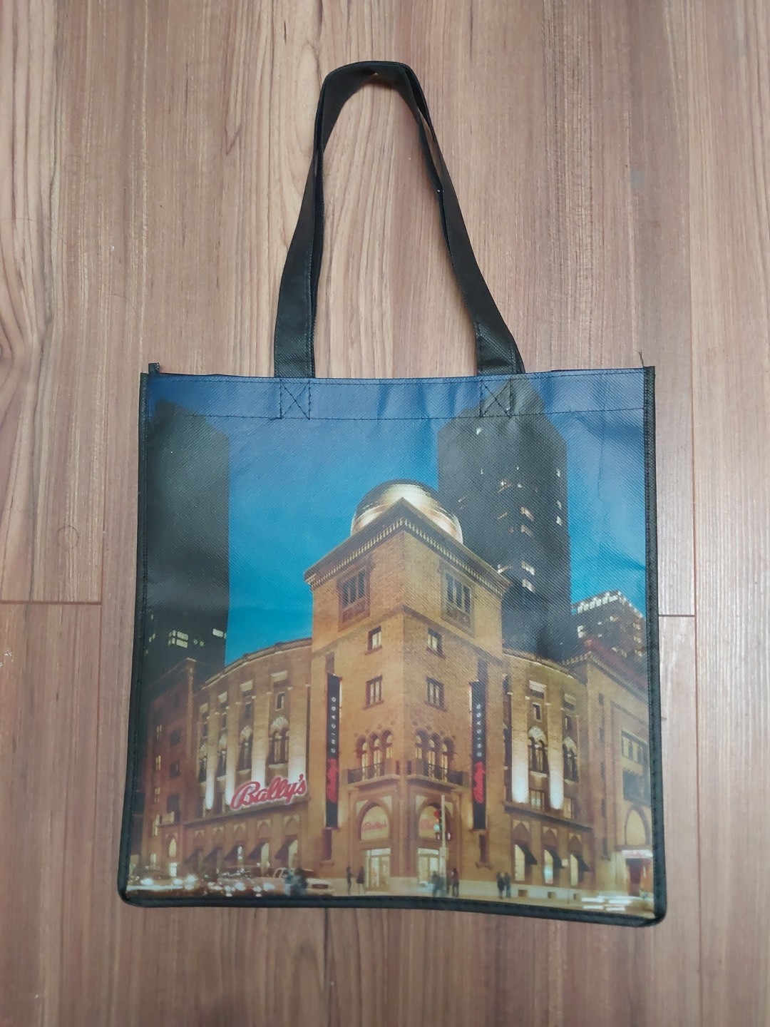 NEW  Bally's Chicago Casino Shopping Bag Red/White