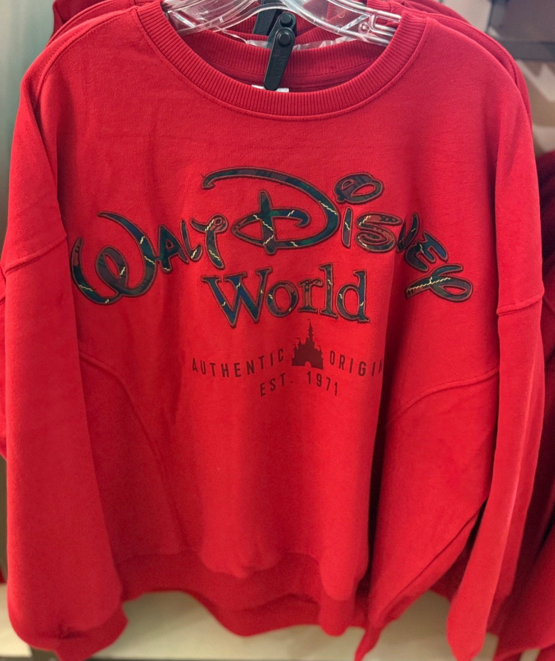 2026 Walt Disney World Christmas 2X Red Plaid Sweatshirt Pullover Embroidered