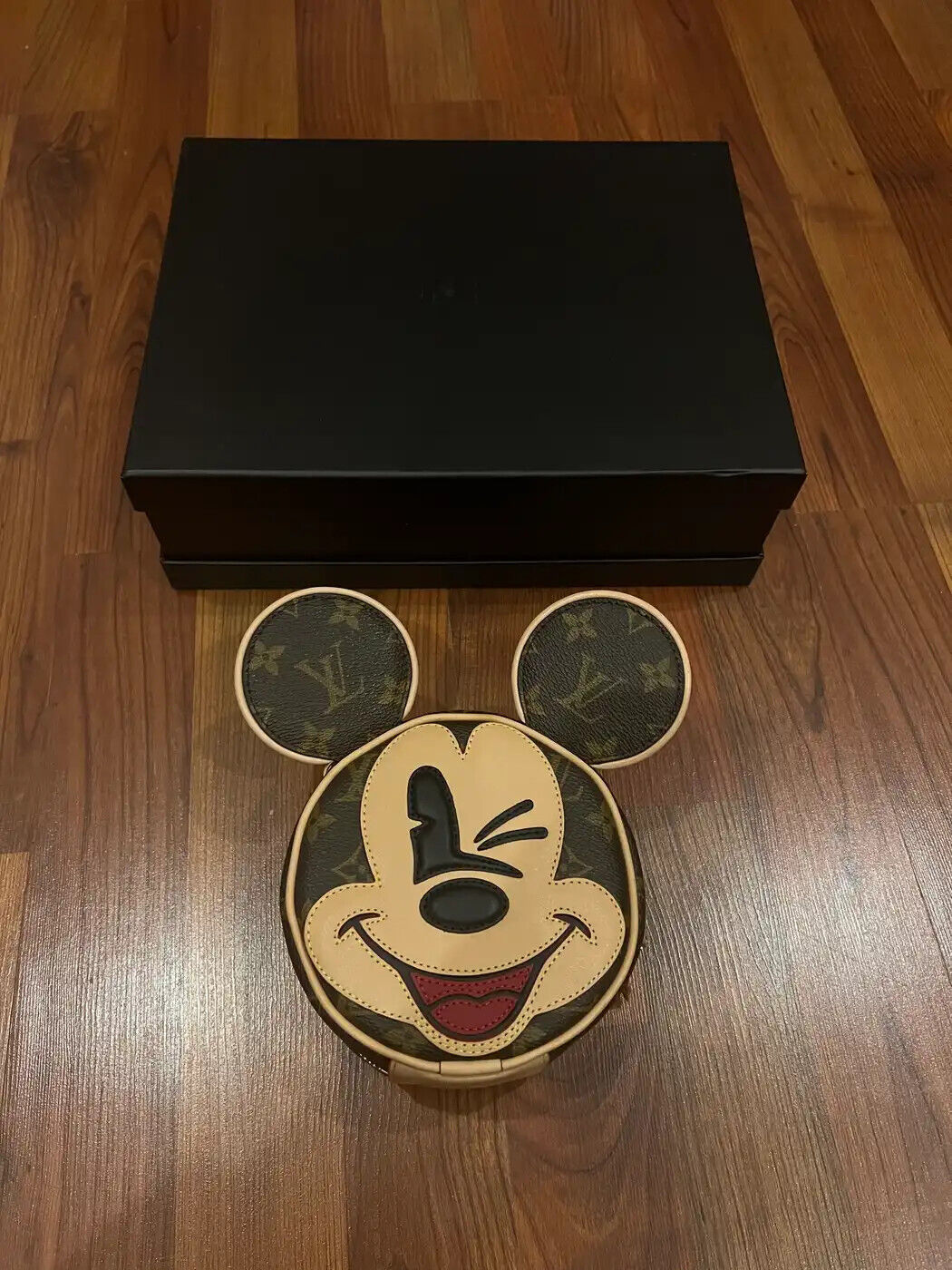 RARE Sheron Barber Louis Vuitton Mickey Mouse Crossbody Bag new w/ original box