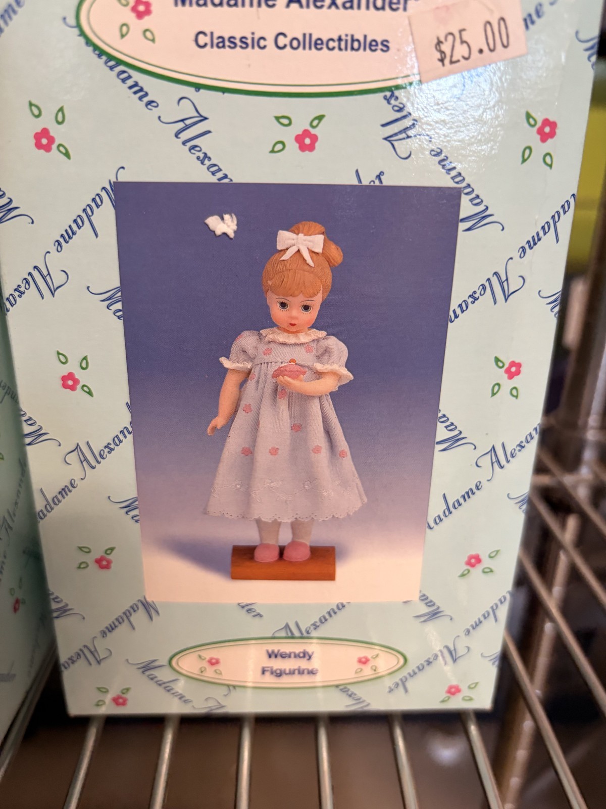 Madame Alexander Wendy Figurine 91045 Vintage 2001 Resin Figure with NIB Rare