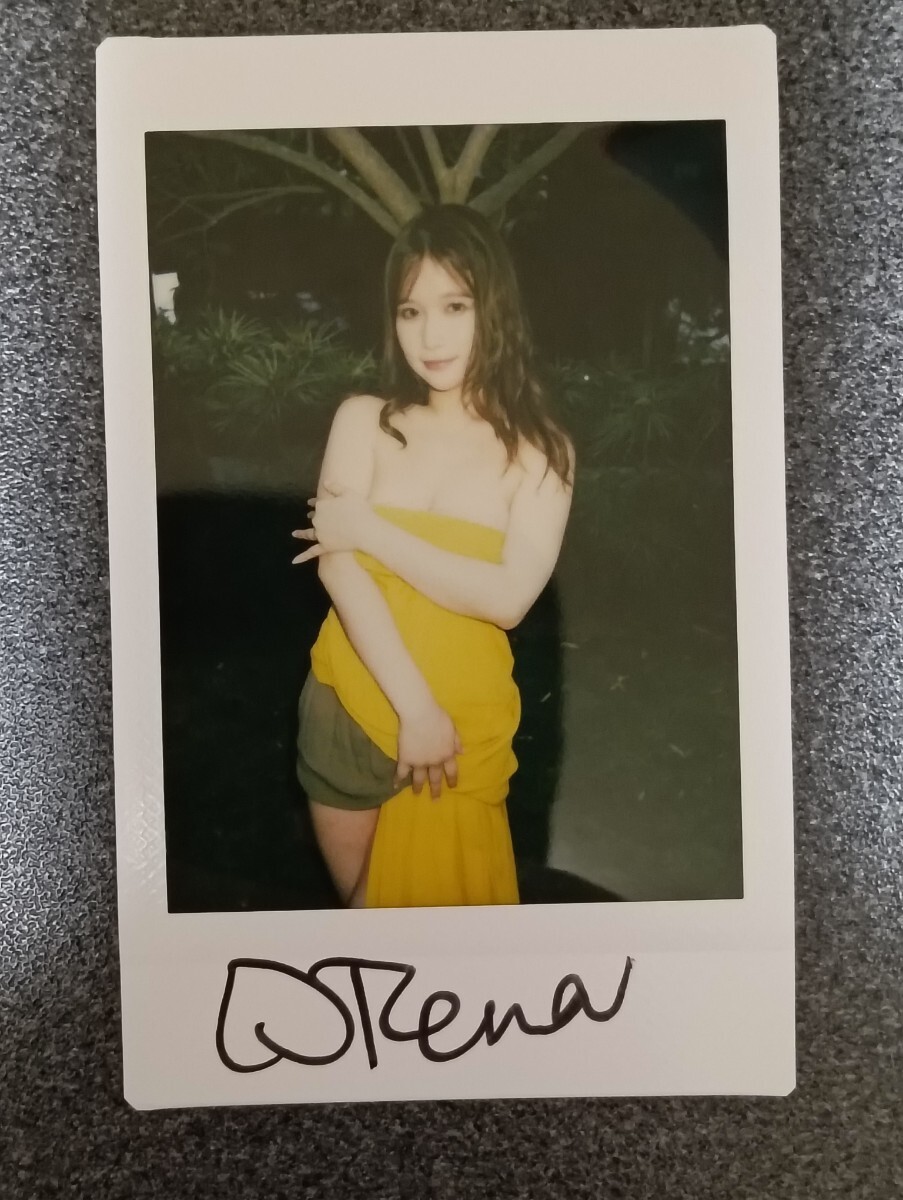 Rena Momozono Auto Autographed Signed Cheki Photo Japan
