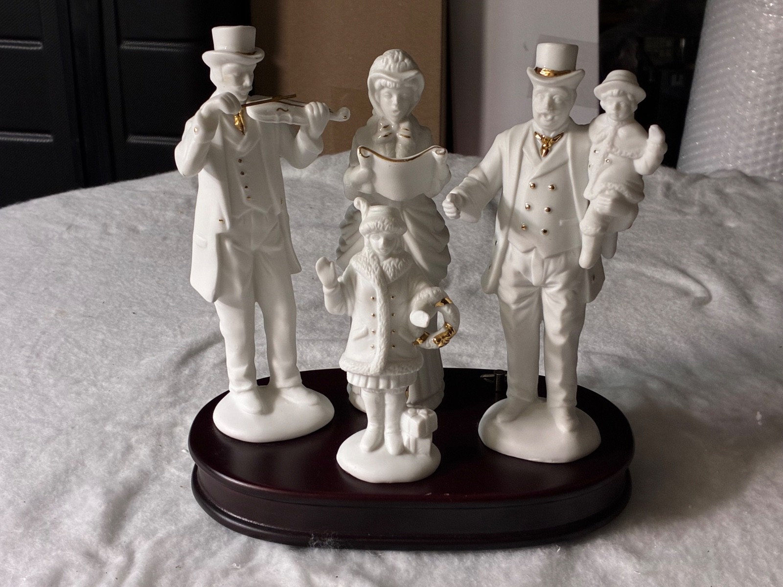 BEAUTIFUL MUSICAL BOX \