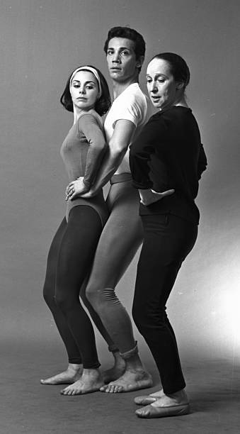Dancer choreographer Anna Sokolow Dancers Julie Arenal 1964 OLD BALLET PHOTO 1