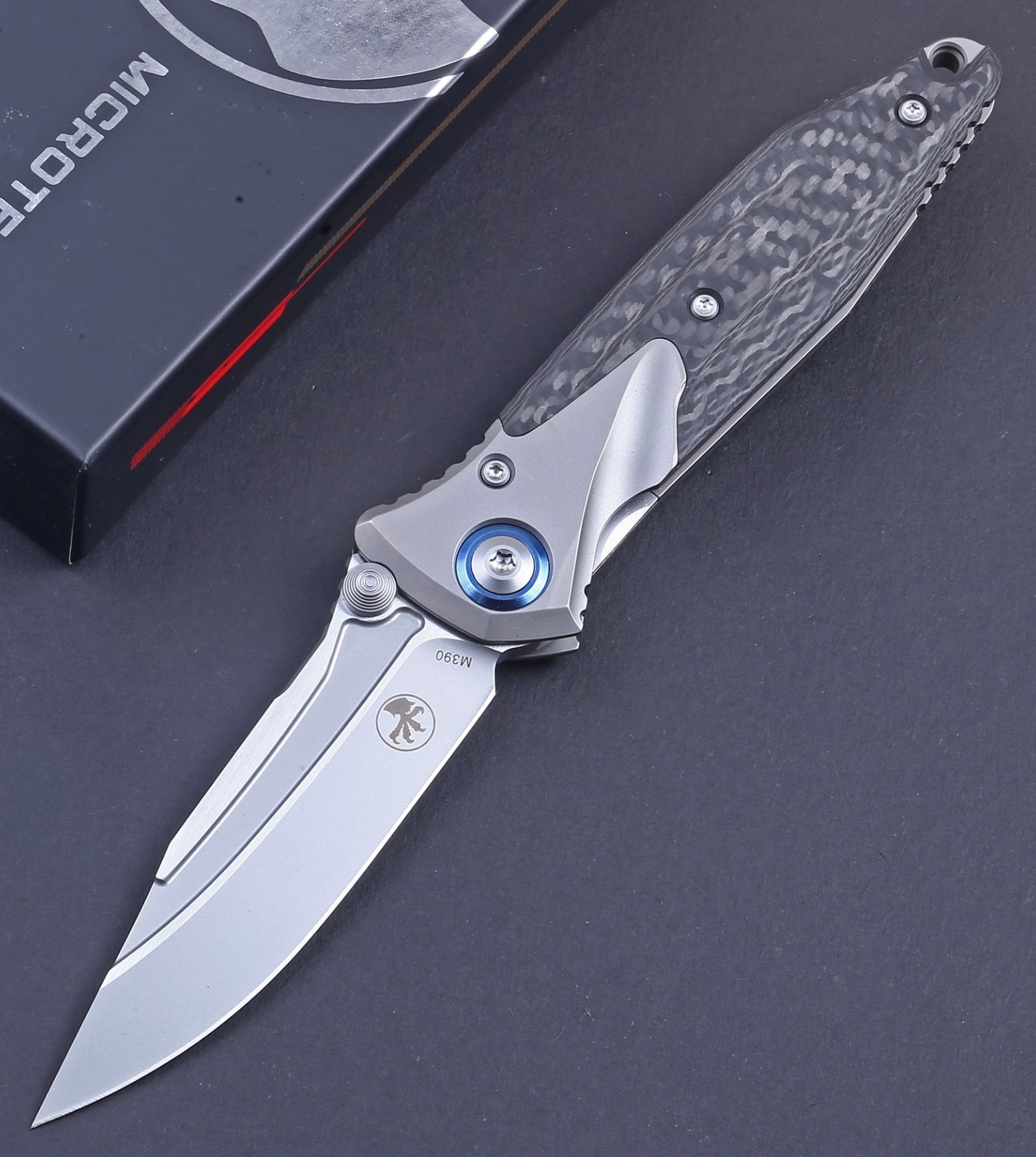 Delta Folding Knife D2 Blade Hunting Carbon Fiber Titanium Handle High Quality