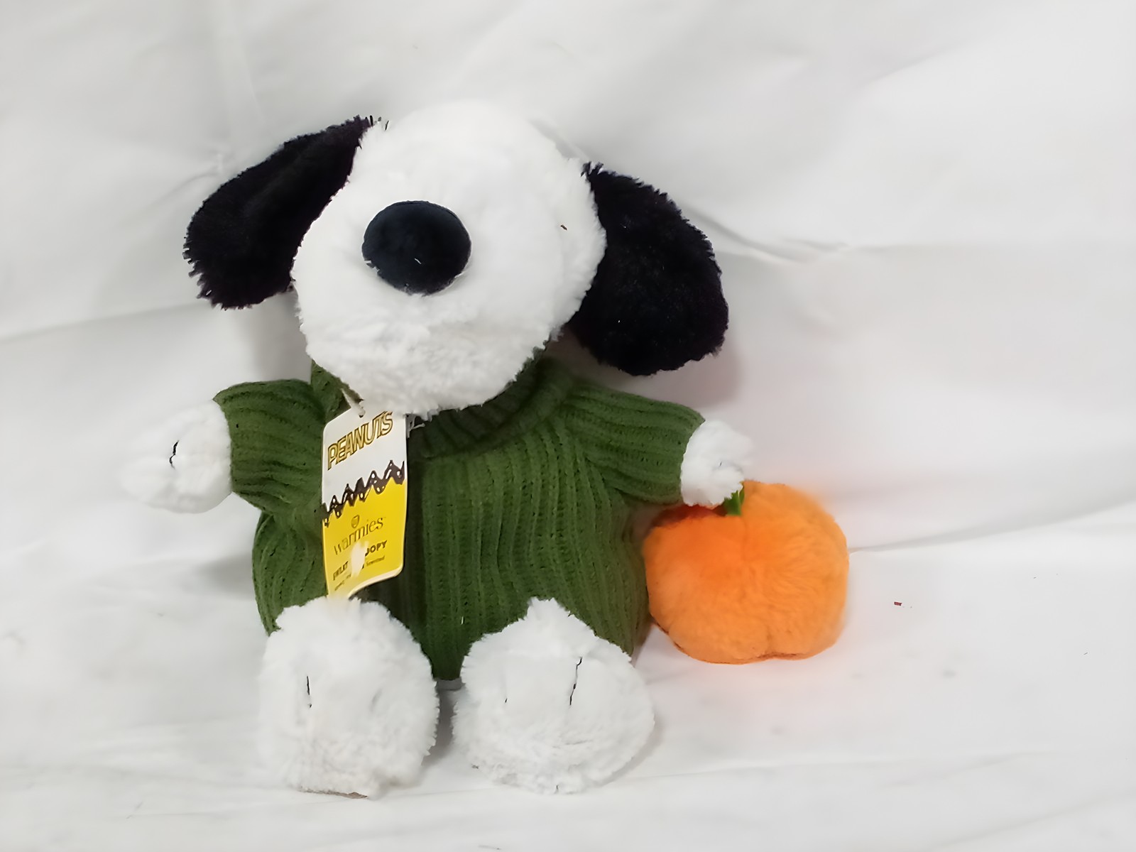 American Eagle x Warmies Peanuts Snoopy Fall Pumpkin Sweater Plush American Eagle x Warmies Peanuts Snoopy Fall Pumpkin Sweater Plush