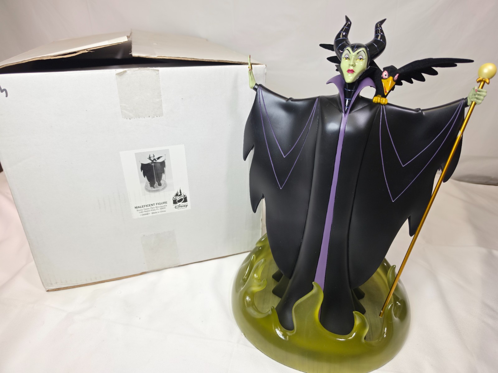 Disney Park Art Disney Sleeping Beauty Maleficent 15\
