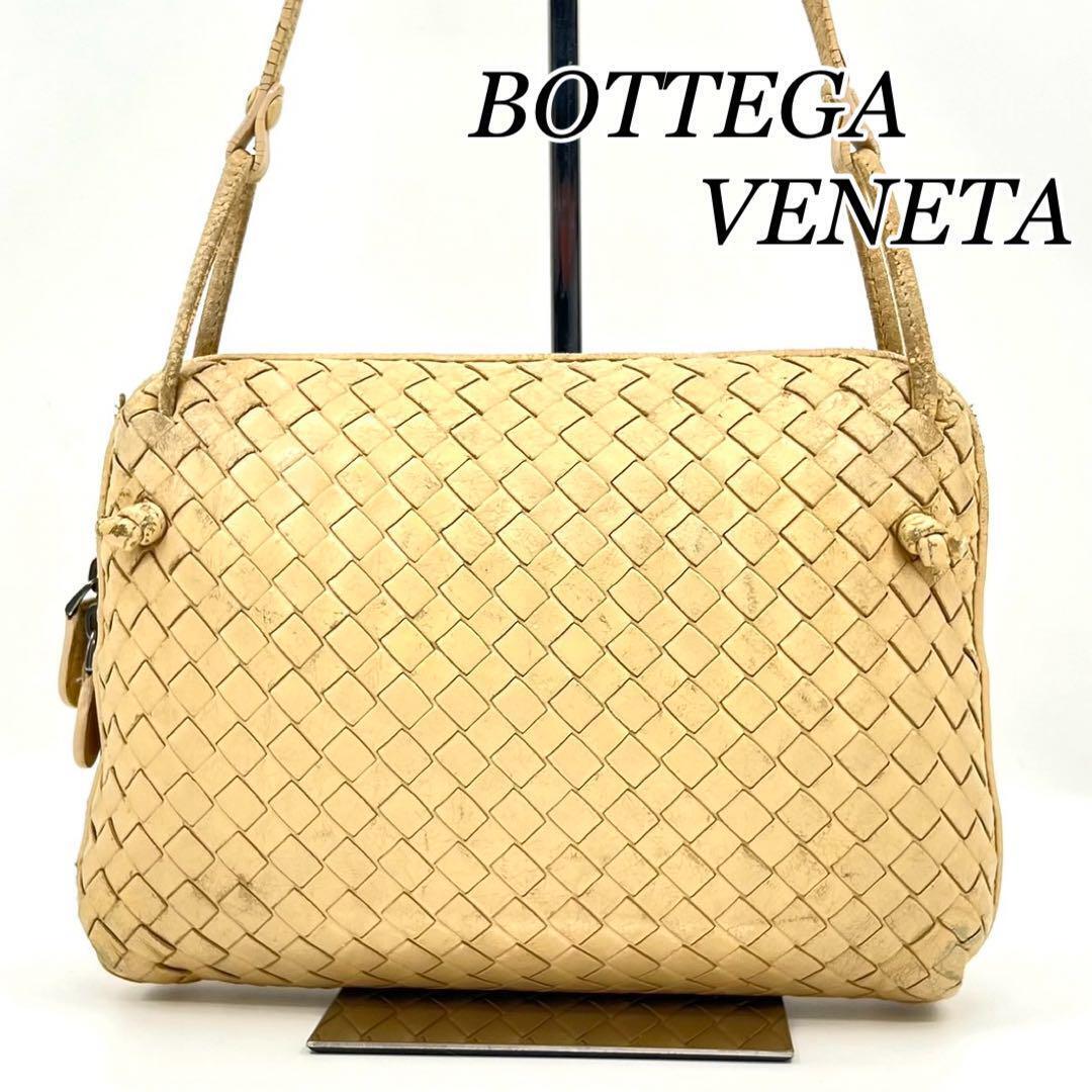 Highly Sought-After Bottega Veneta Nodini Intrecciato Leather Shoulder Bag
